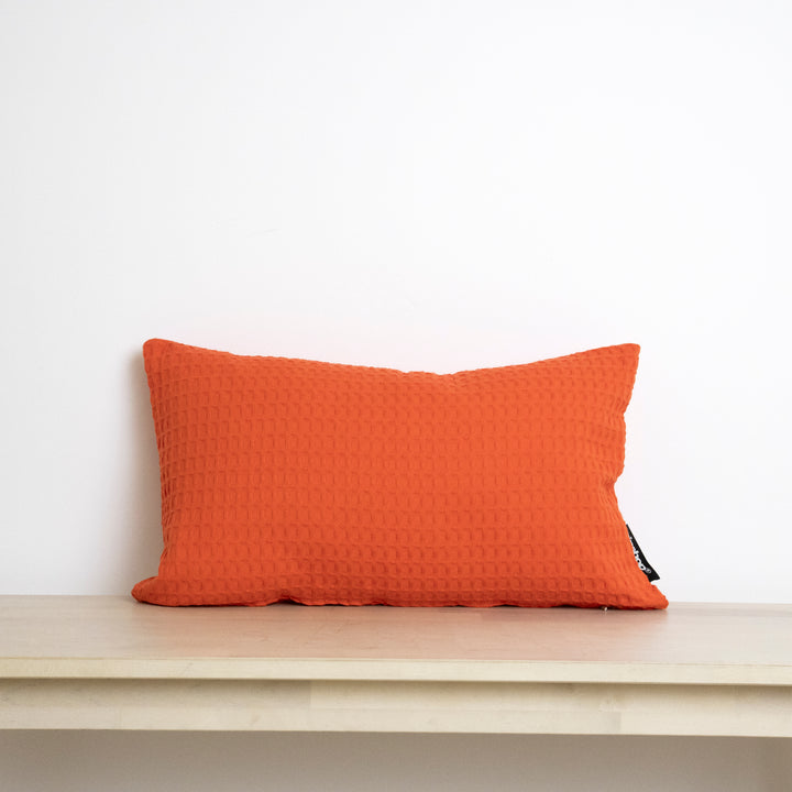 Housse de coussin gaufré 100% coton Orange foncé 30x50 cm