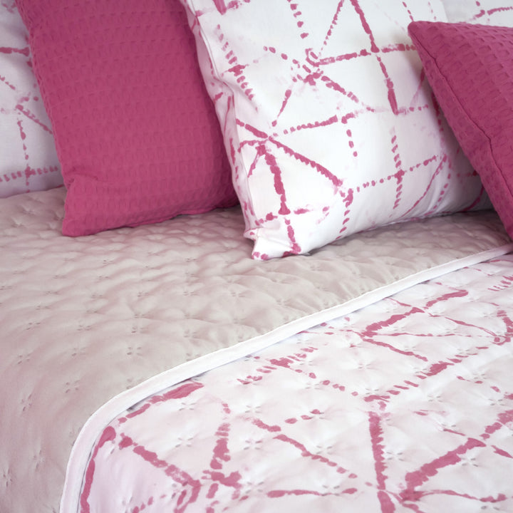 Colcha entretiempo reversible Crawley Fucsia
