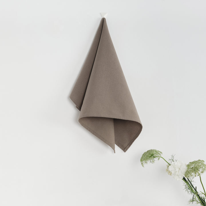 Paquet de 2 pièces. Torchon de cuisine uni 100% lin Marron