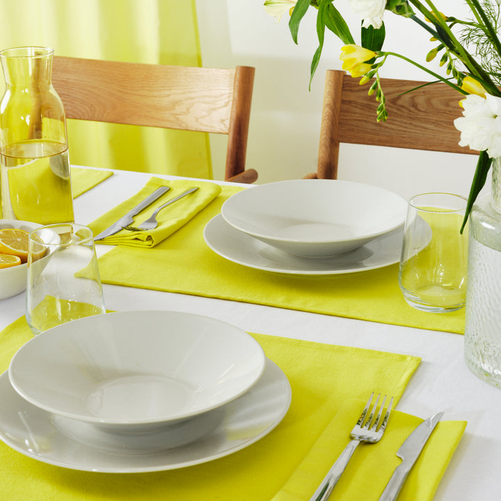 Paquet de 2 pièces. Set de table uni 100% lin jaune