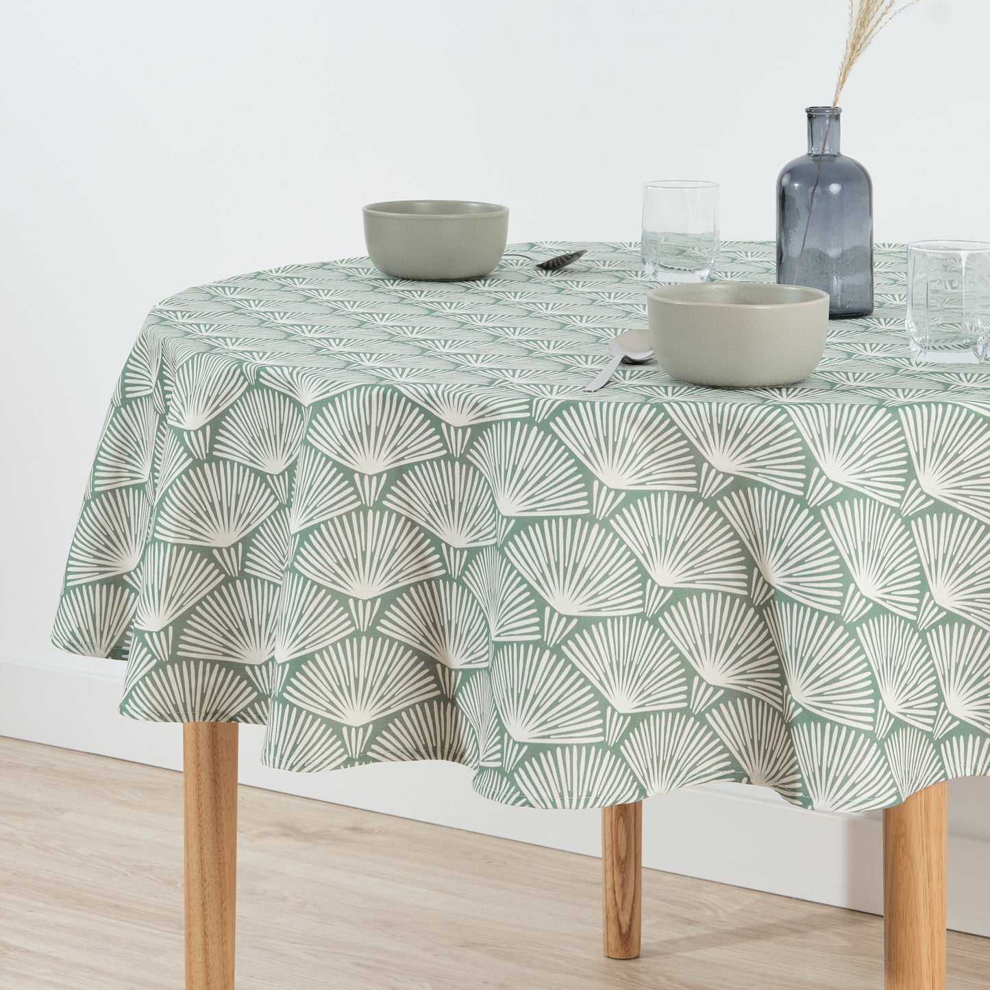 ASENA 4 stain-resistant round tablecloth