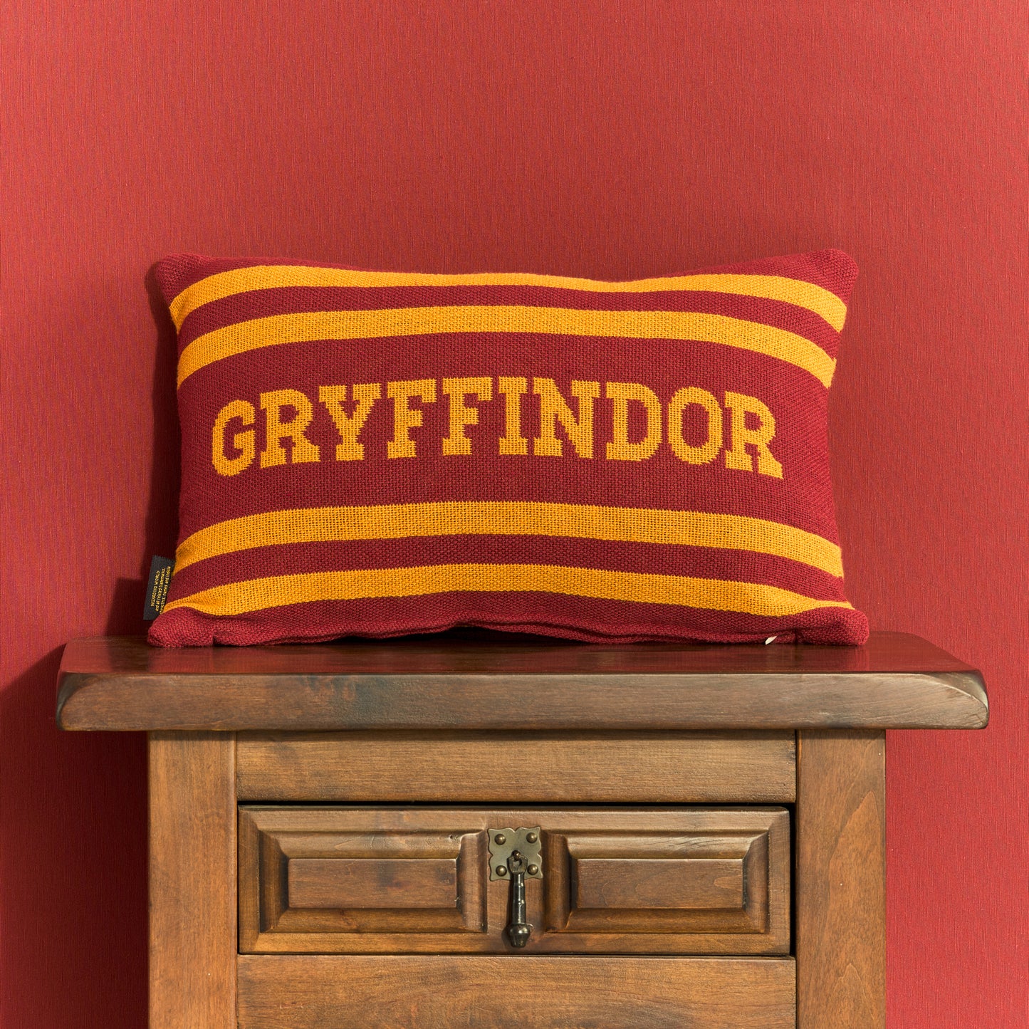 100% Cotton cushion cover 45x45 cm Gryffindor House C