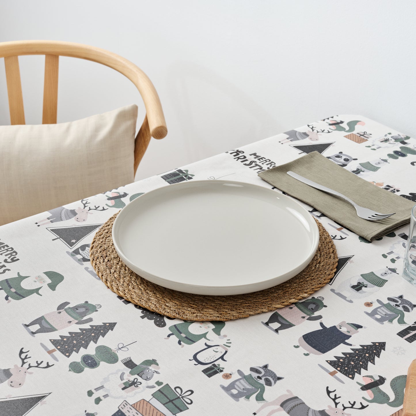 Noel stain-resistant tablecloth 5-102