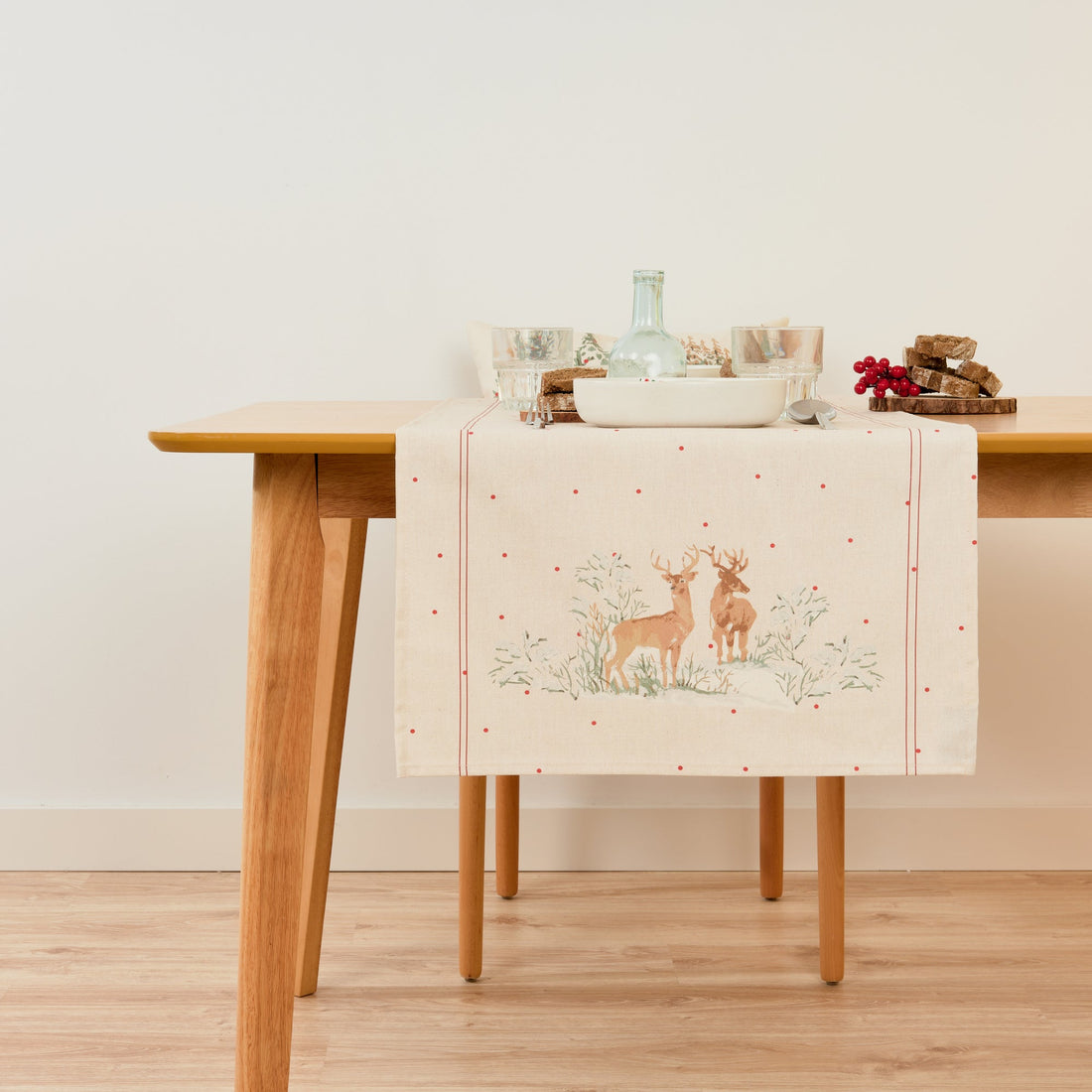 Chemin de table cerf