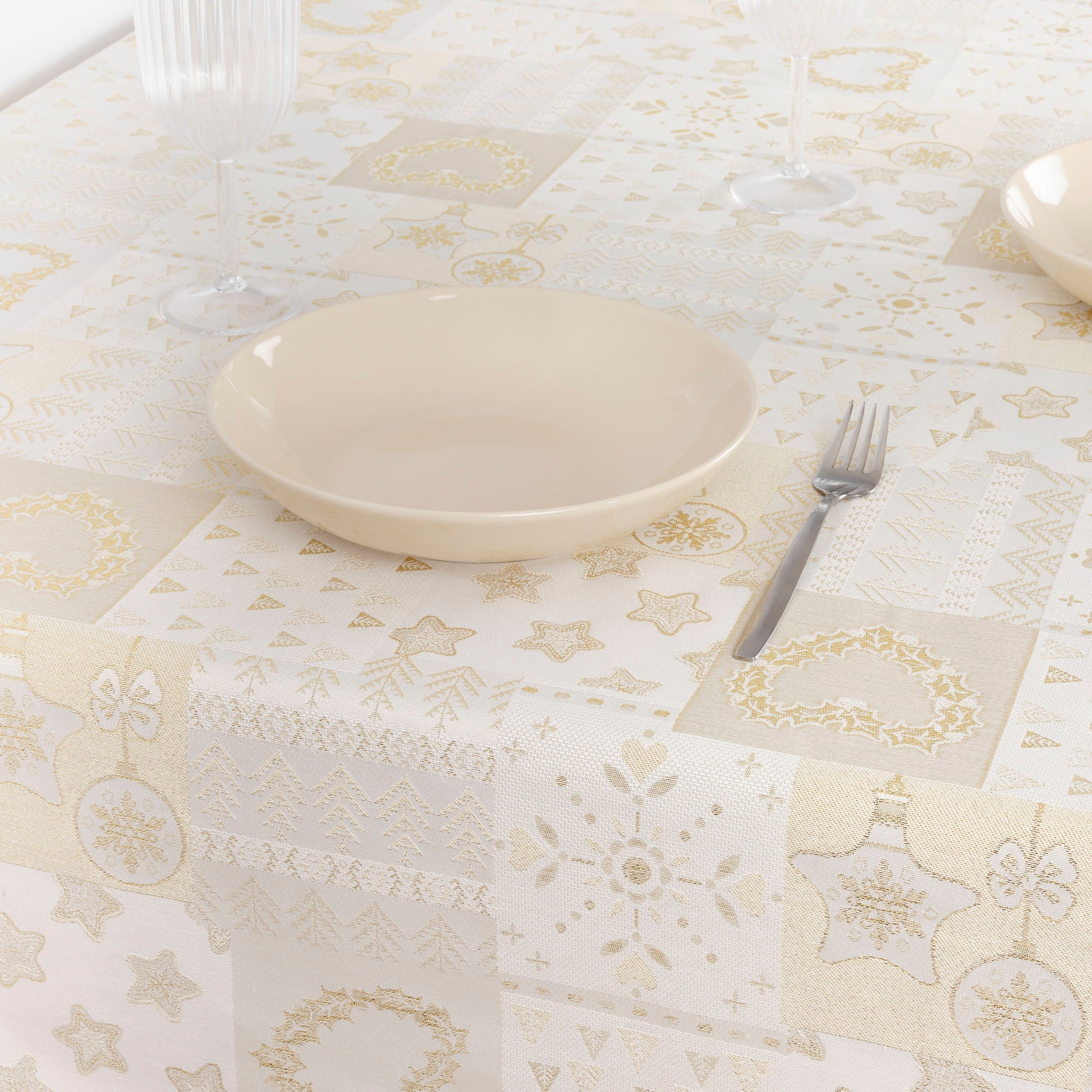 Nappe toucher tissu jacquard R22124 Lurex Or Naturel