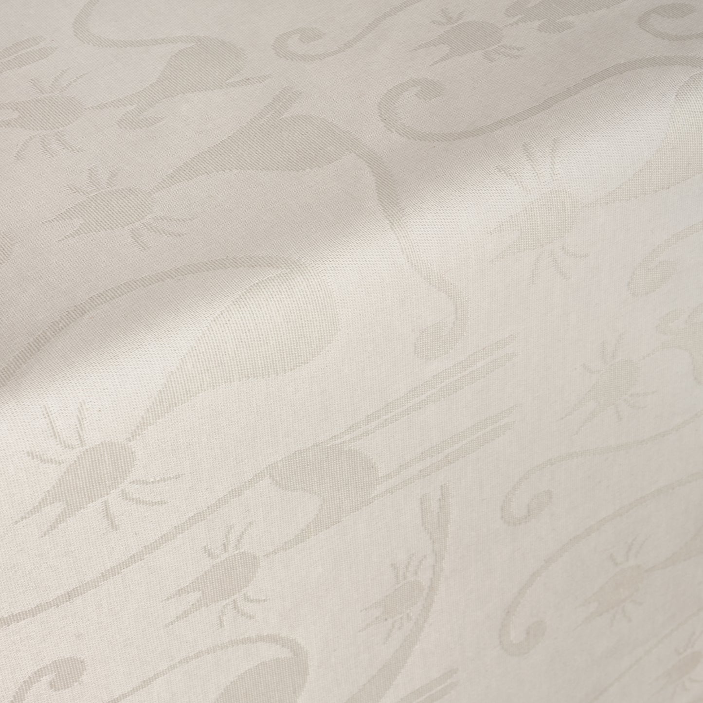 Mantel antimanchas jacquard Acacia 2342 Crudo