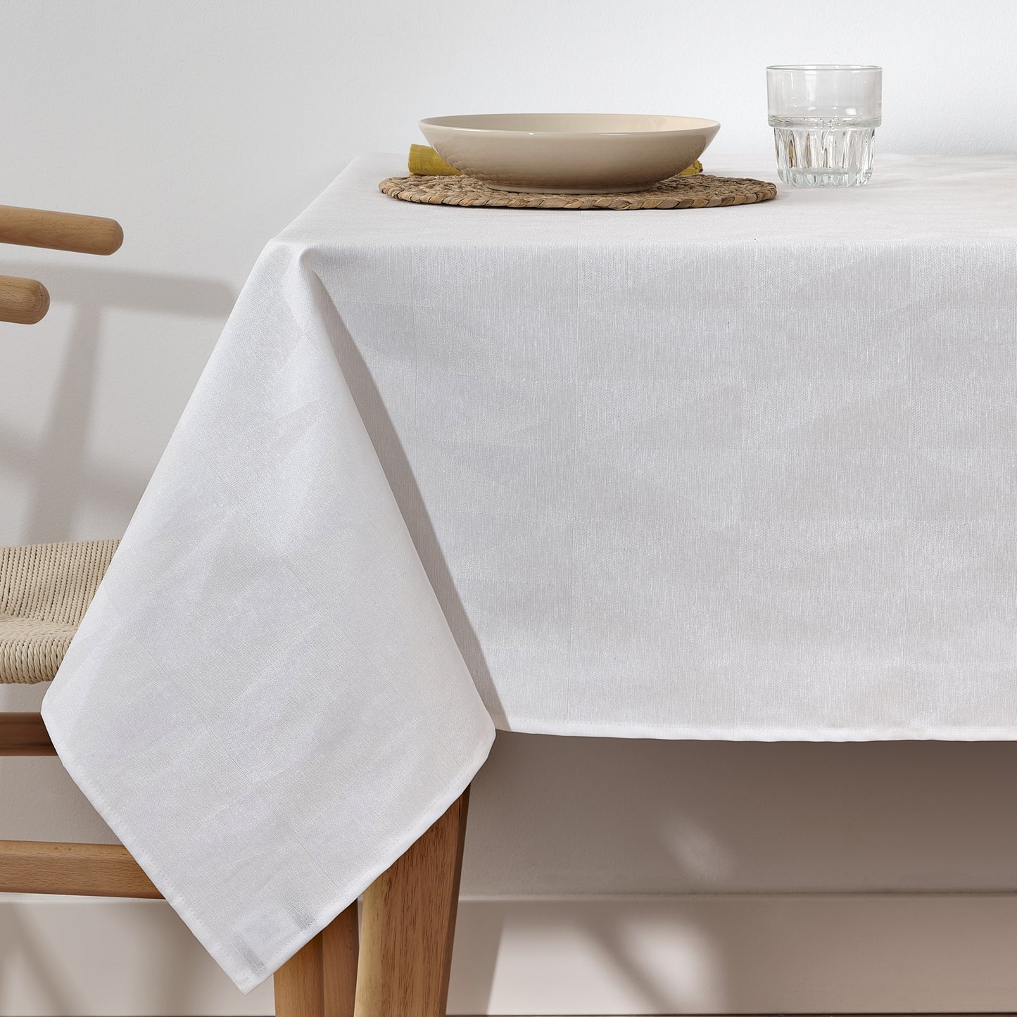 Alamo 3780 White Jacquard Stain-Resistant Tablecloth