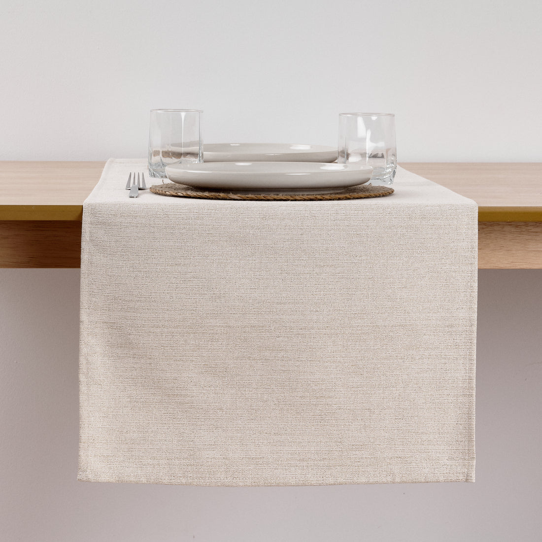 Jacquard table runner with golden thread R17948 45x140 cm