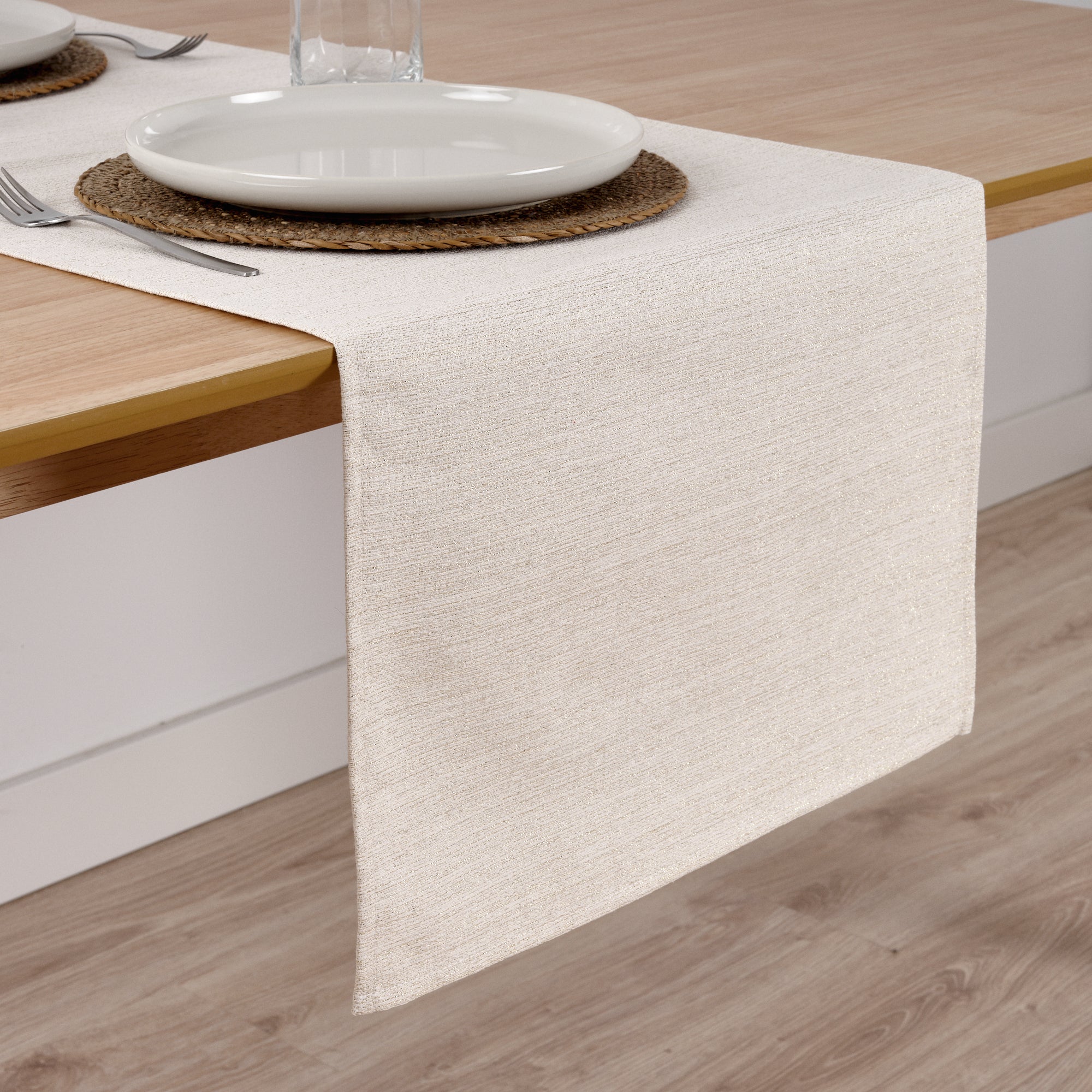 Jacquard table runner with golden thread R17948 45x140 cm