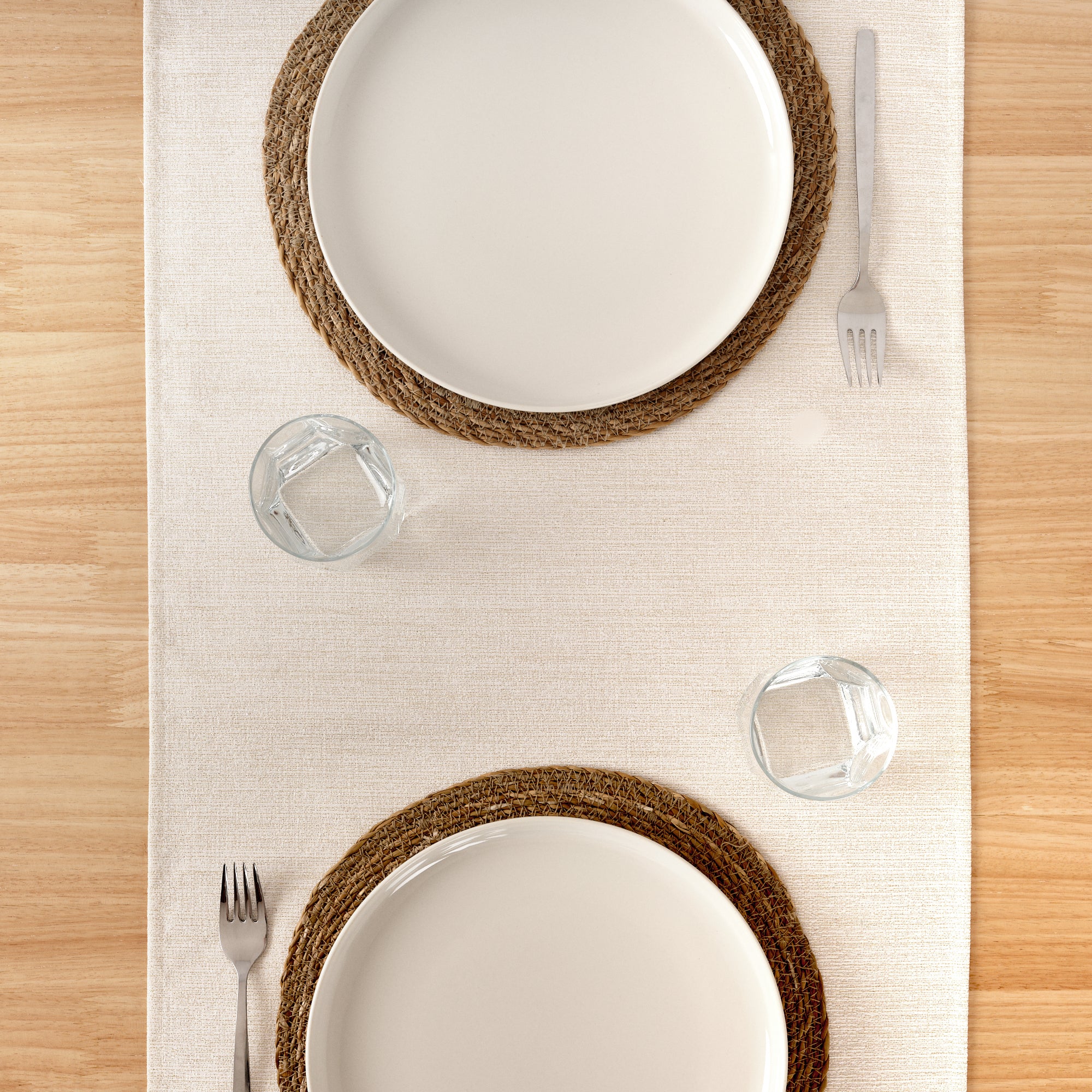 Jacquard table runner with golden thread R17948 45x140 cm