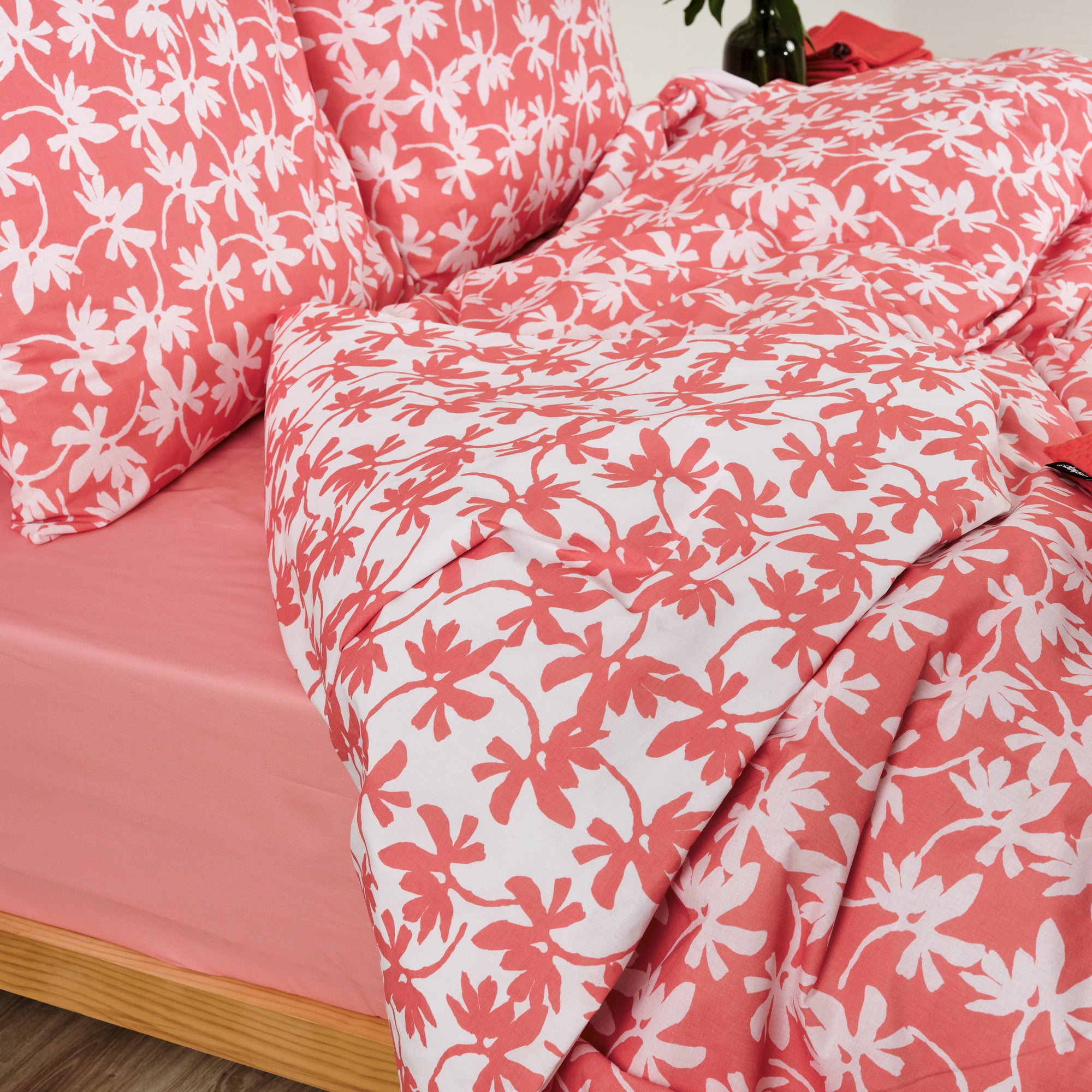 Halton Strawberry reversible duvet cover 100% cotton