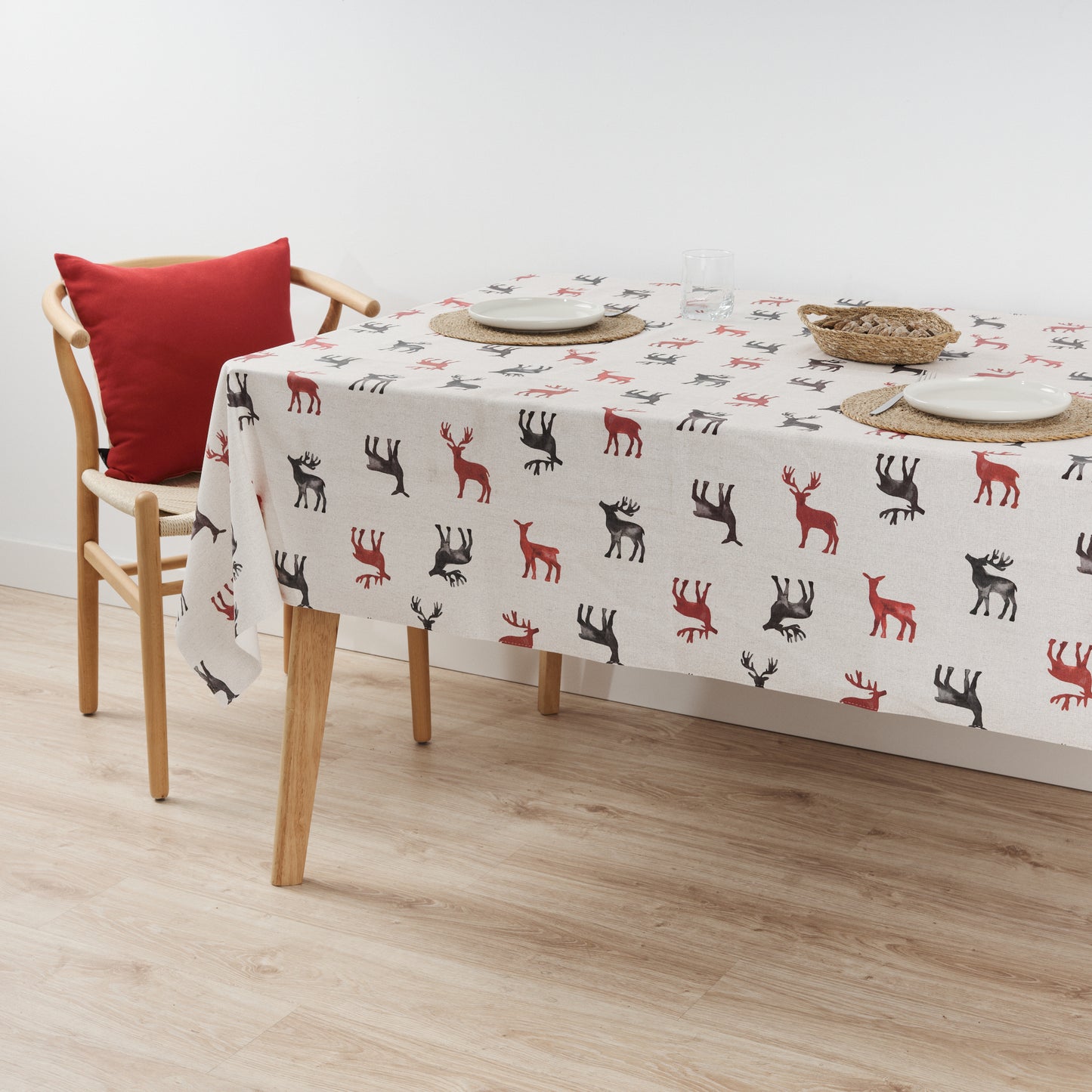 Merry Christmas stain-resistant tablecloth 4