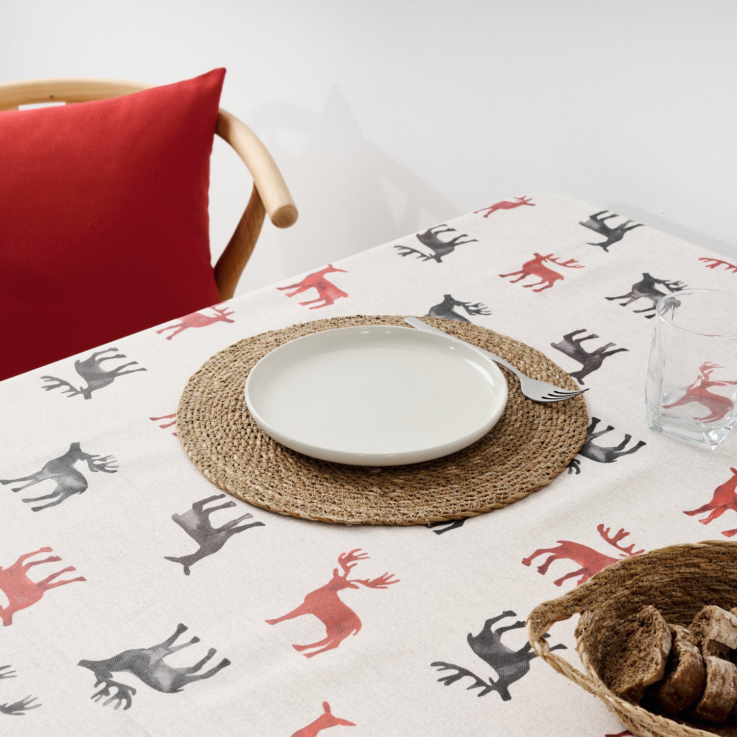 Merry Christmas stain-resistant tablecloth 4