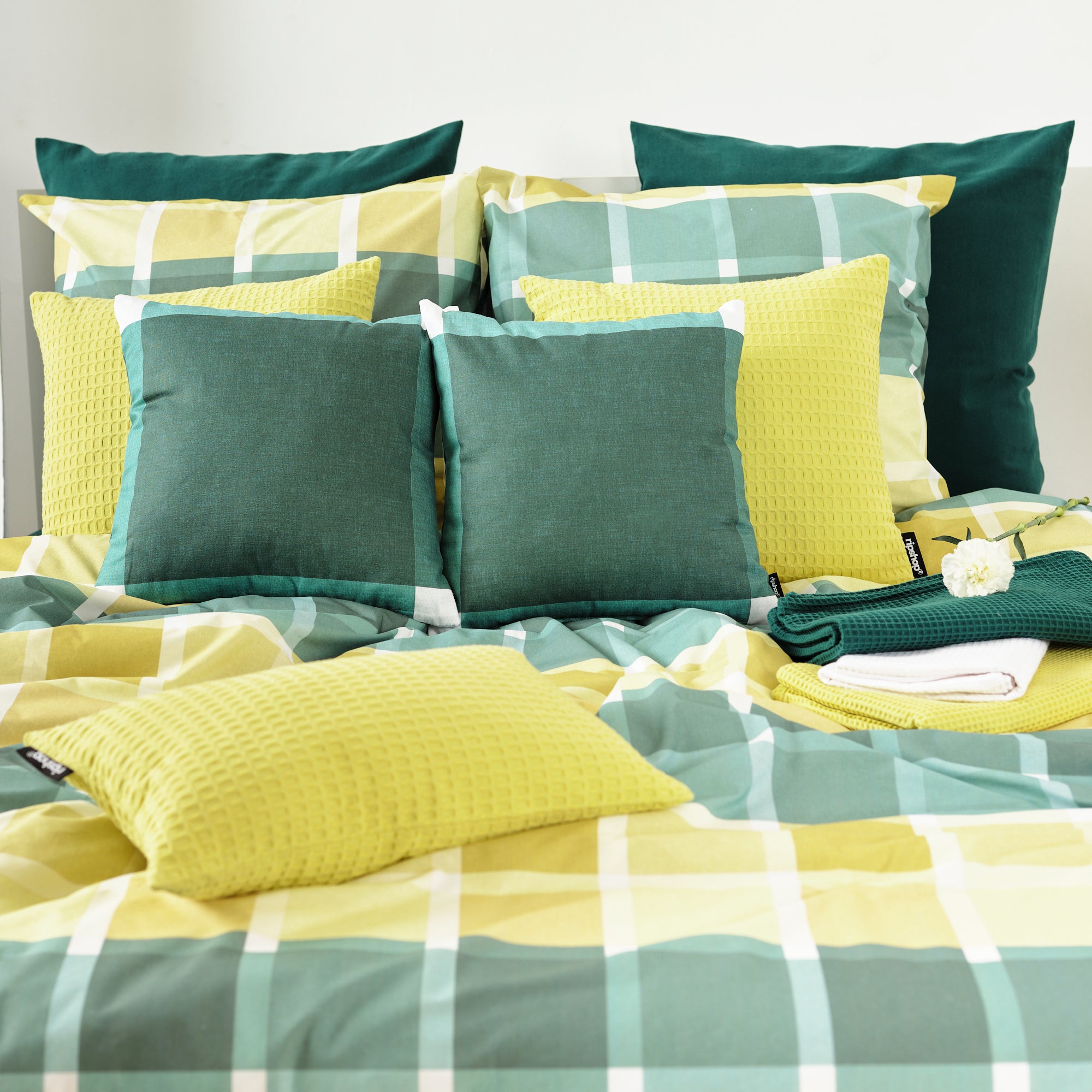 Waffle cushion cover 100% cotton Light Green 30x50 cm