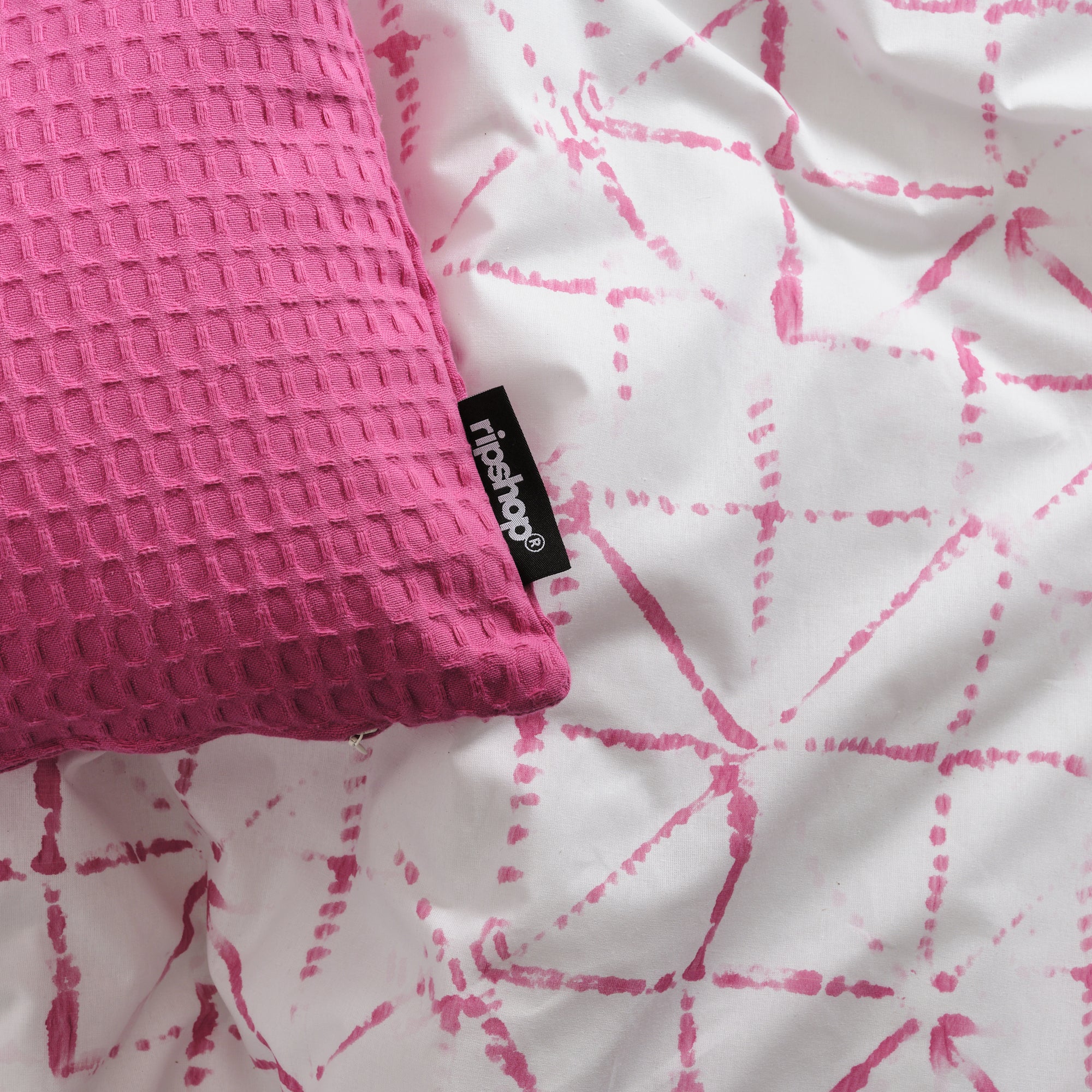 Housse de coussin gaufré 100% coton Fuchsia