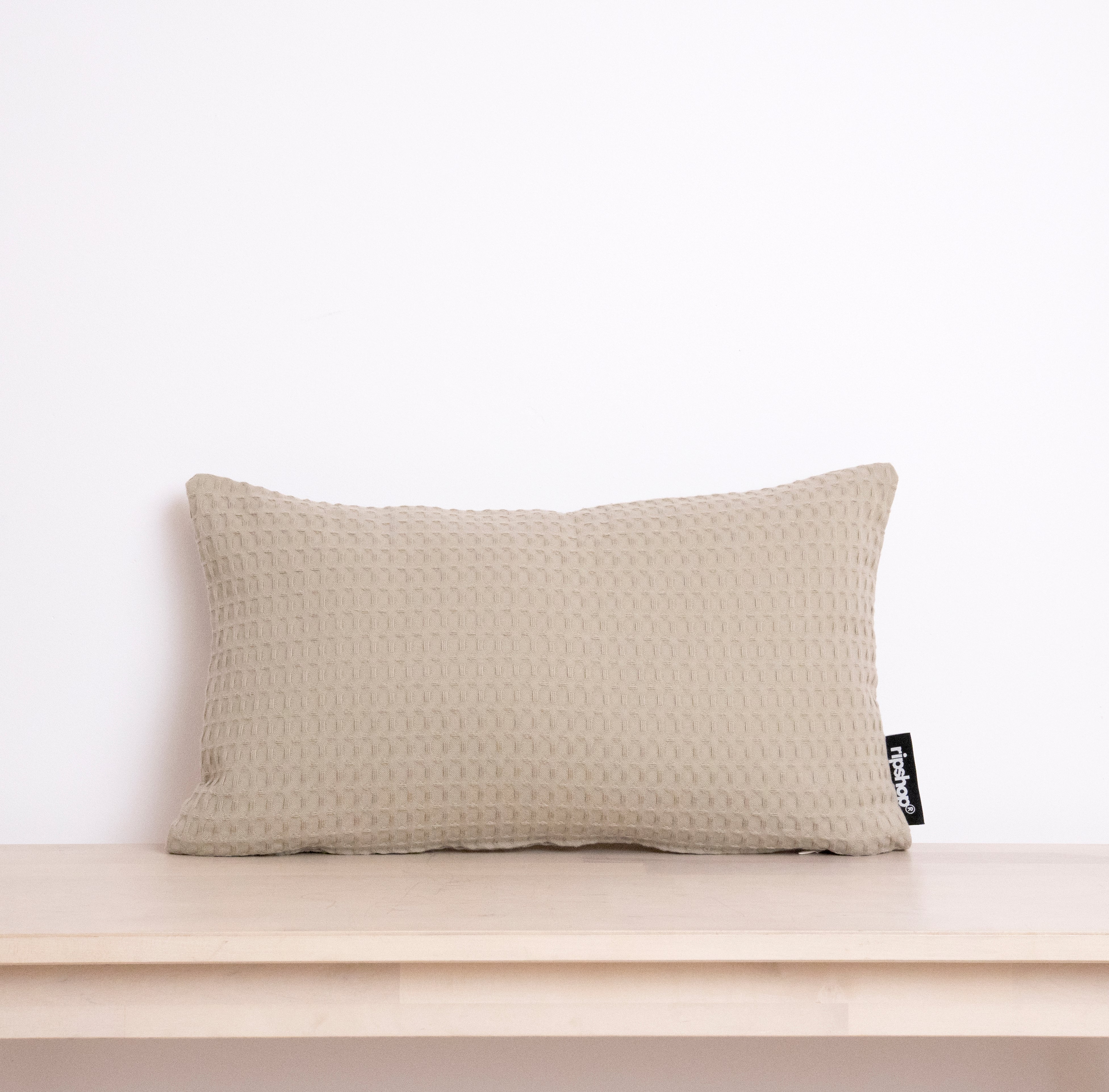 Housse de coussin gaufré 100% coton Greige 30x50 cm