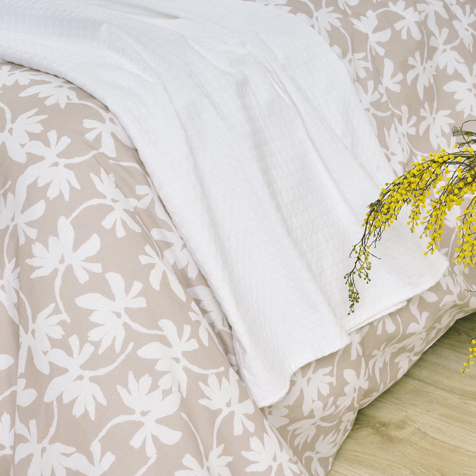 Plaid Waffle 100% cotton Optical white