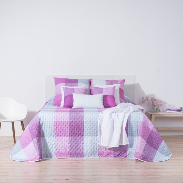Bath Lila reversible mid-season quilt