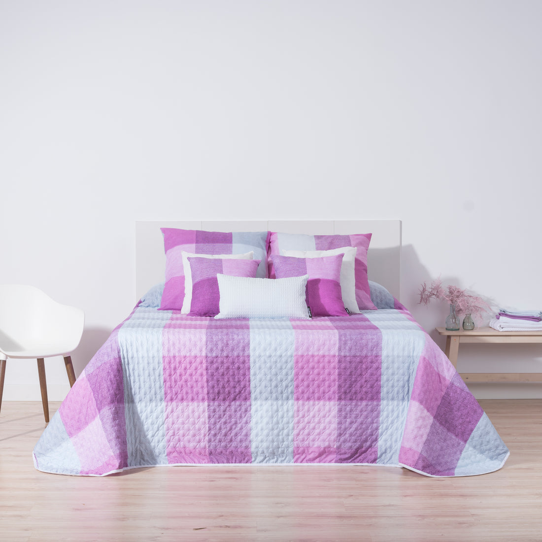 Bath Lila reversible mid-season quilt