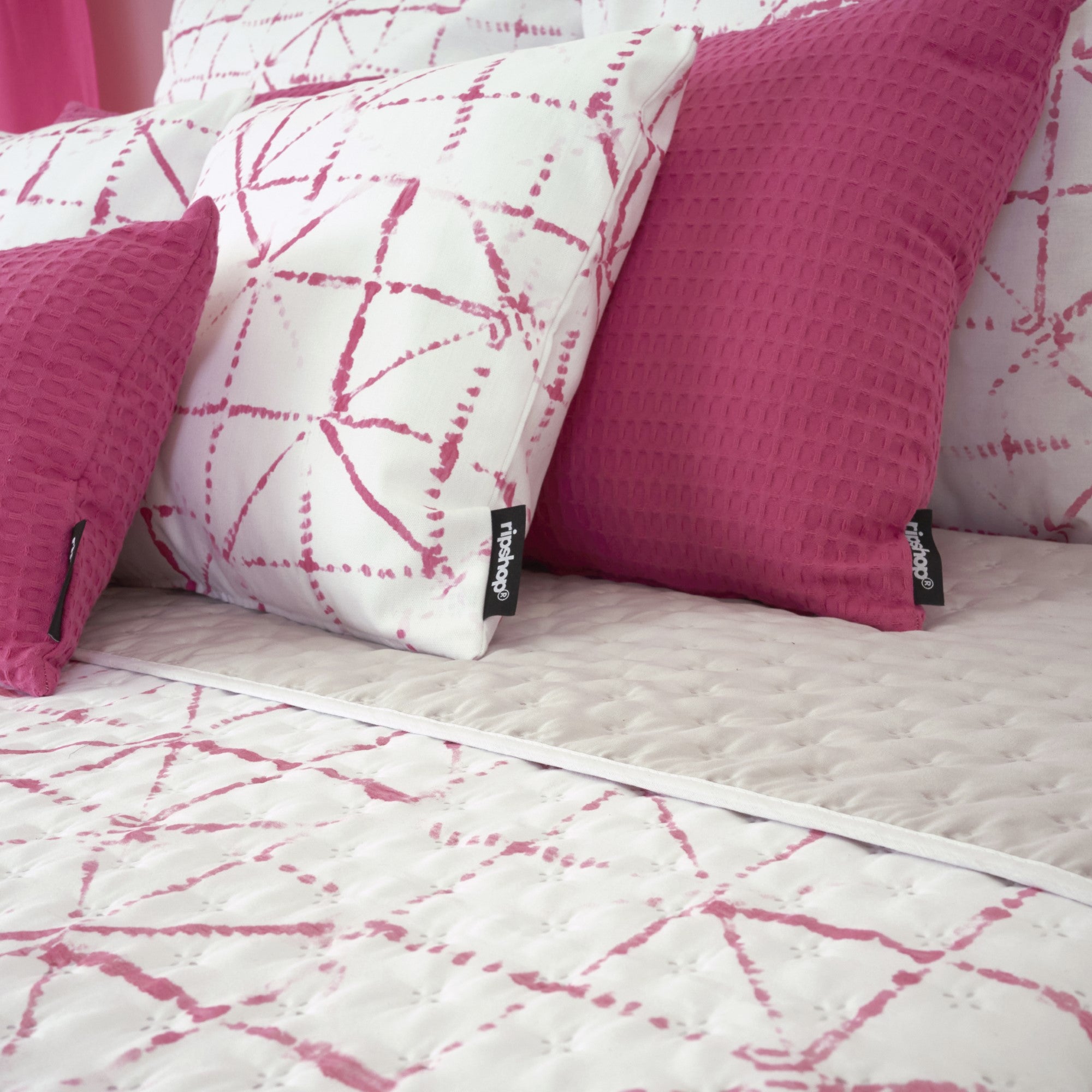 Couette réversible mi-saison Crawley Fuchsia