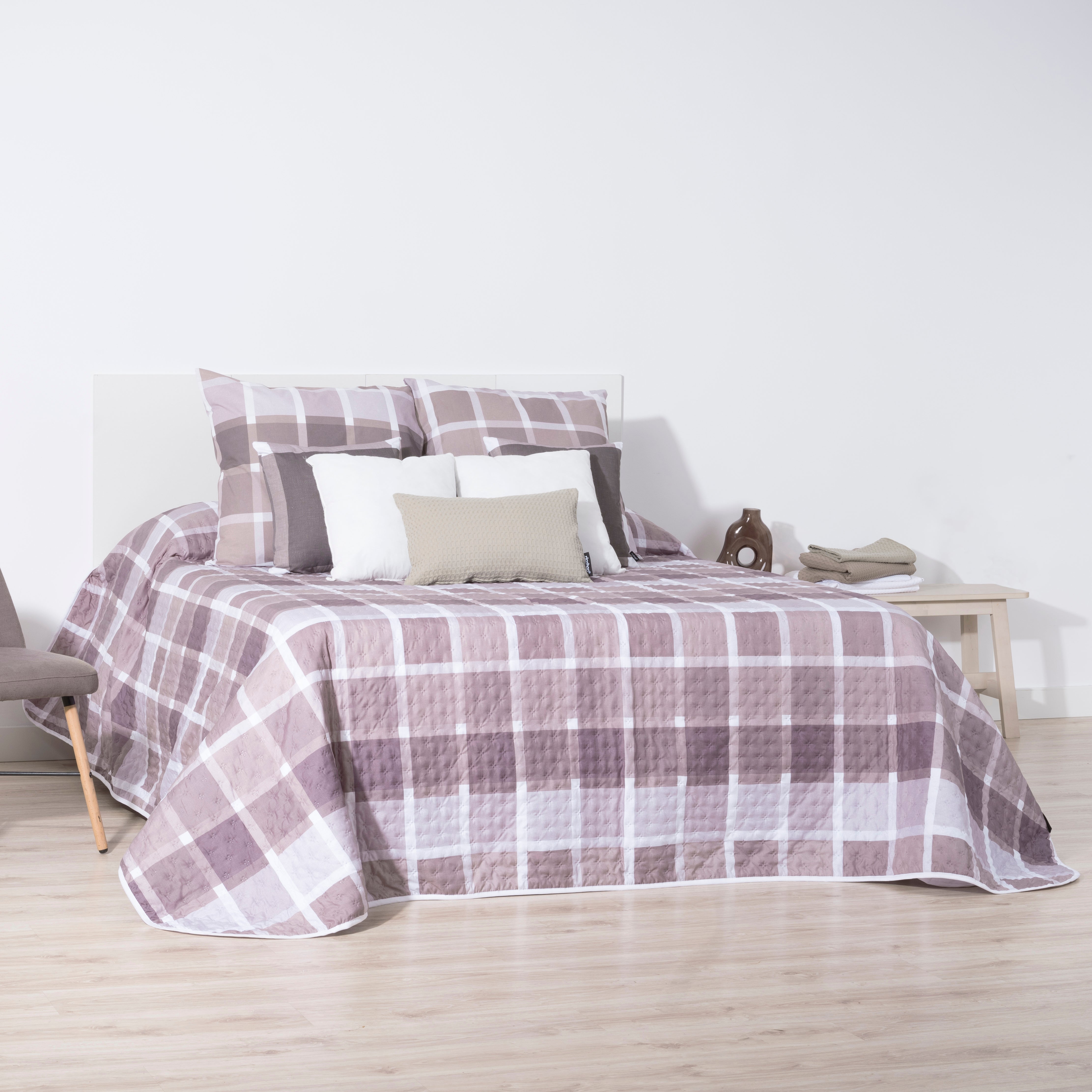 Colcha entretiempo reversible Sutton Marrón