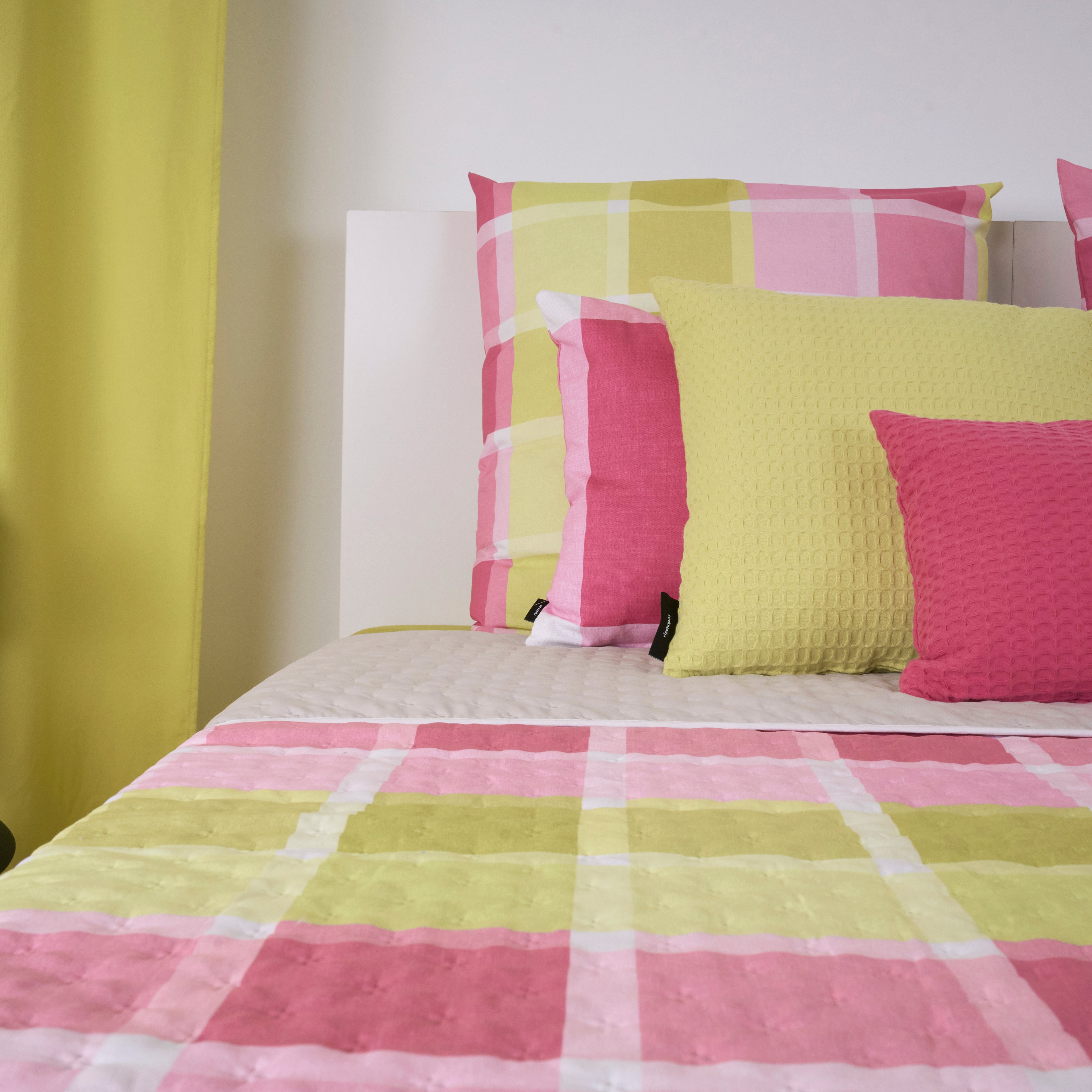 Colcha entretiempo reversible Sutton Rosa