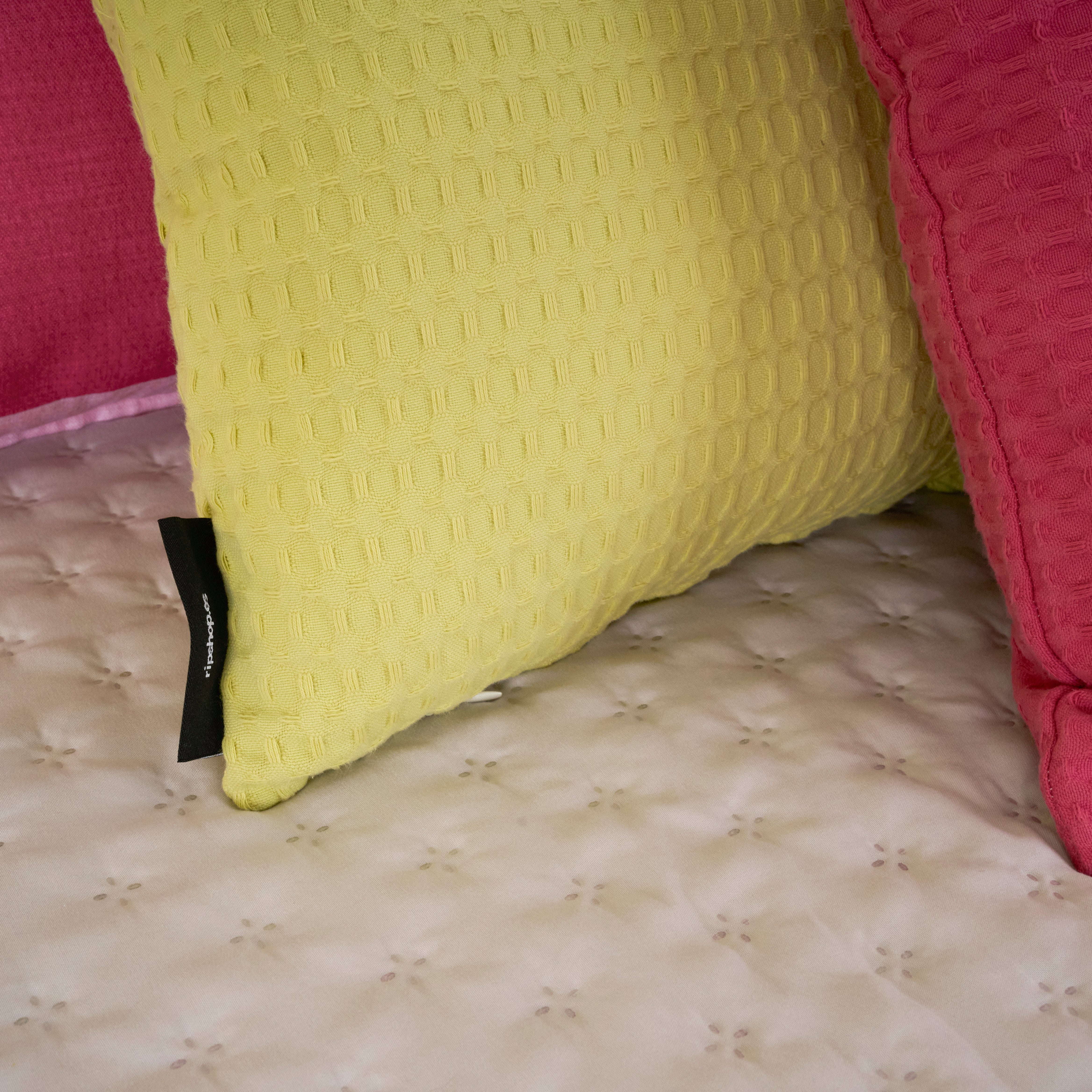 Colcha entretiempo reversible Sutton Rosa