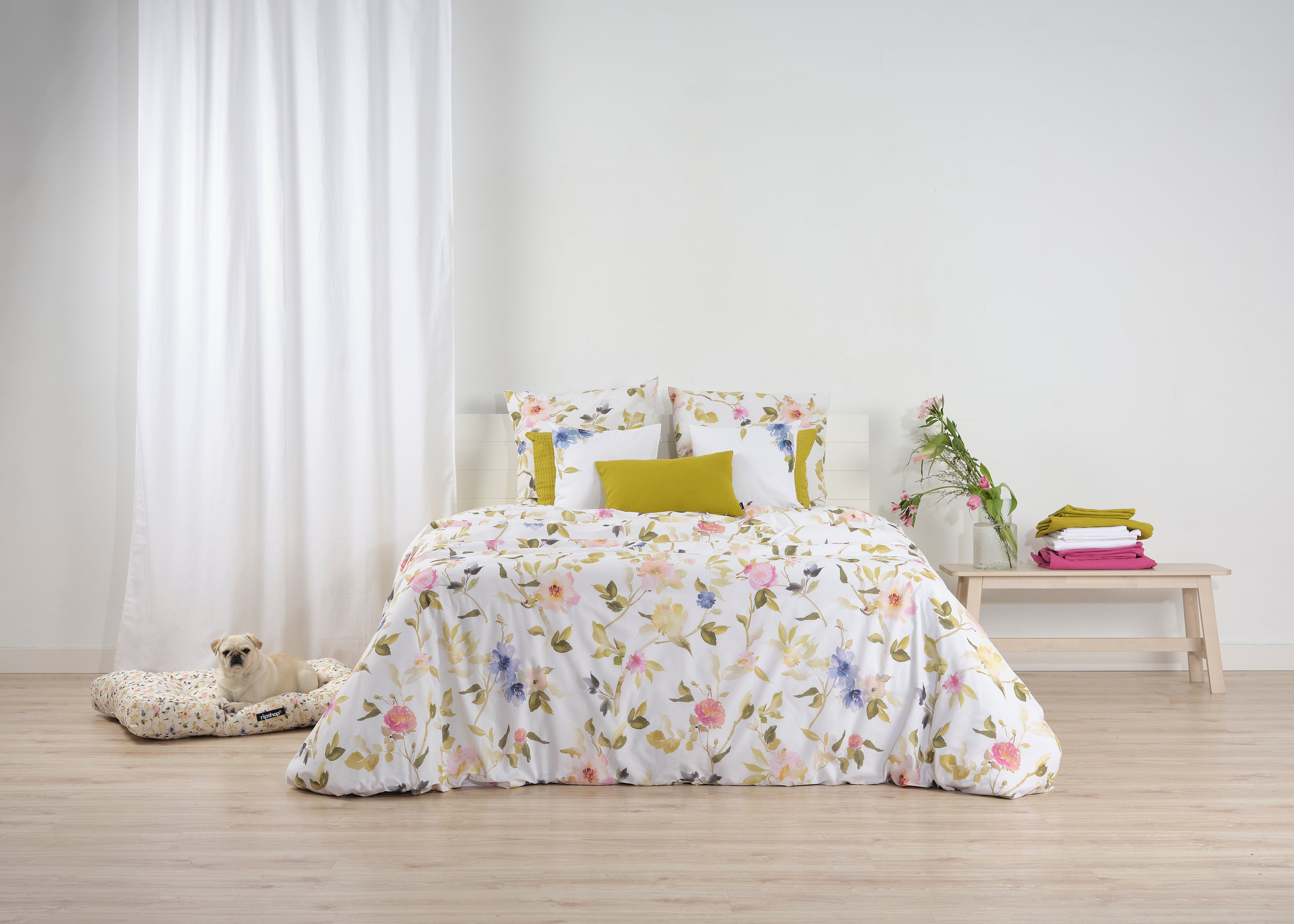 100% Cotton Stain Resistant Pet Bed Leeds Green