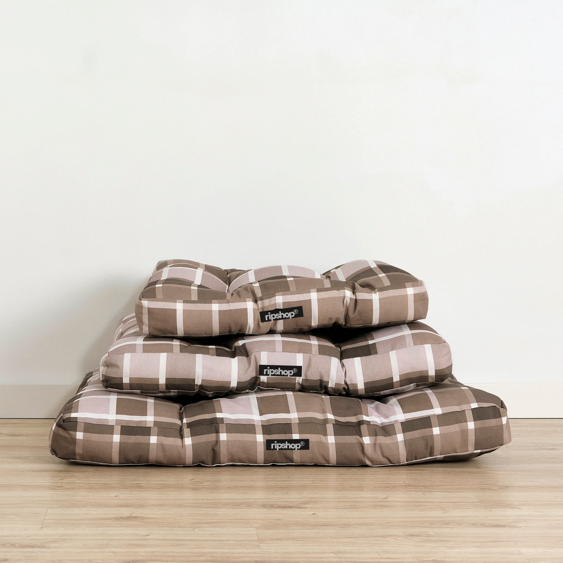 100% Cotton Stain Resistant Pet Bed Sutton Brown