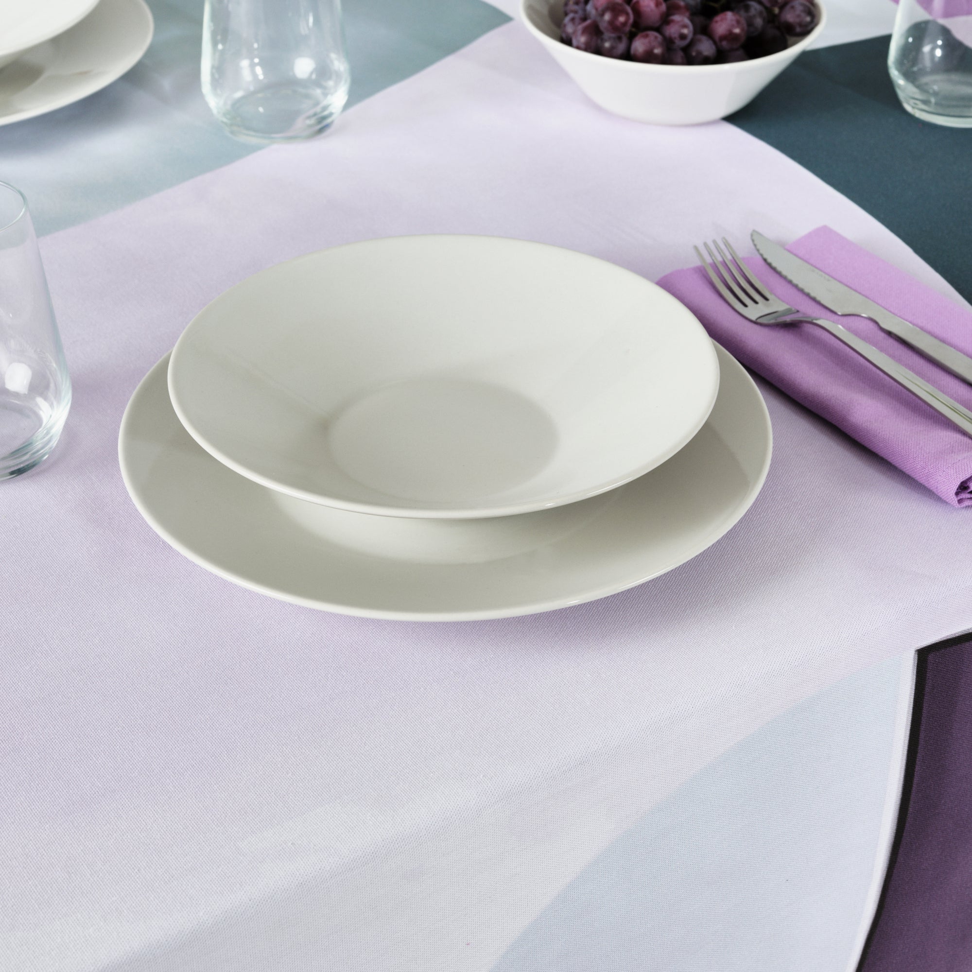 Stain-resistant resin tablecloth 100% cotton York Lilac