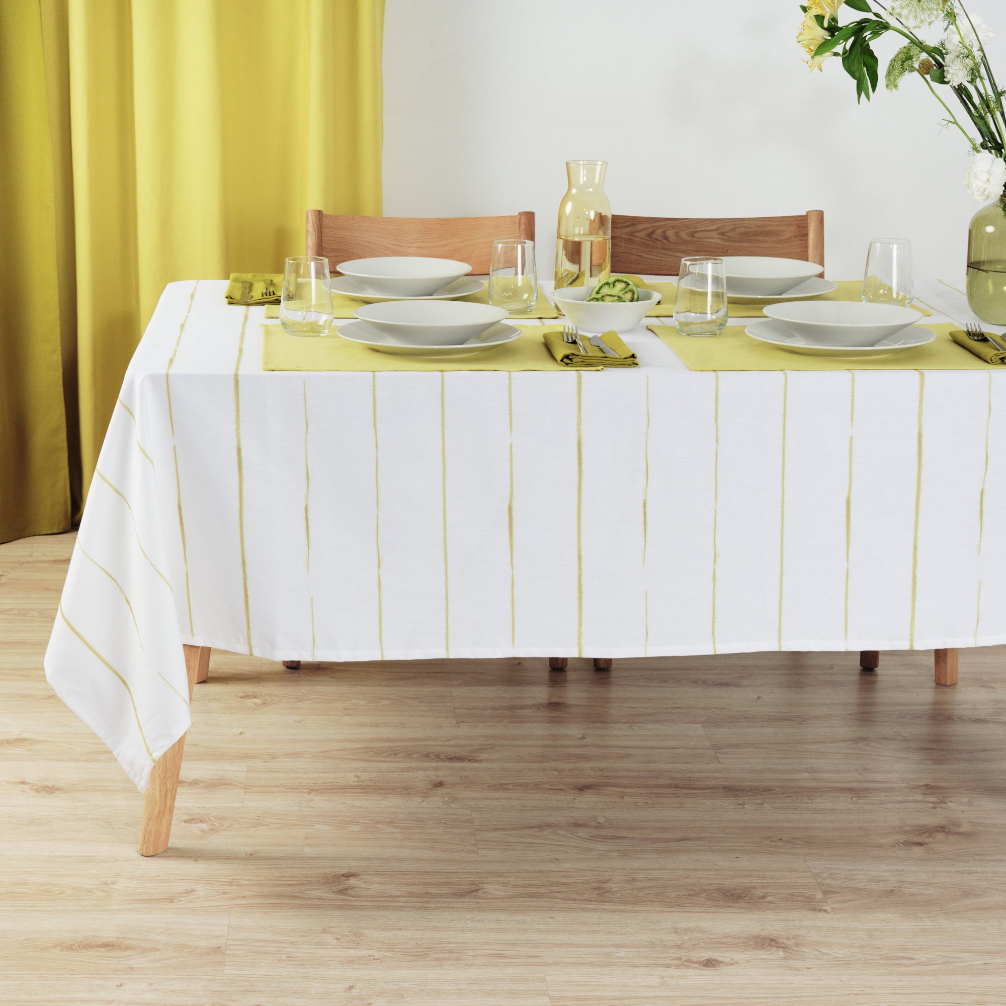 Andover 15 100% cotton stain-resistant resin tablecloth