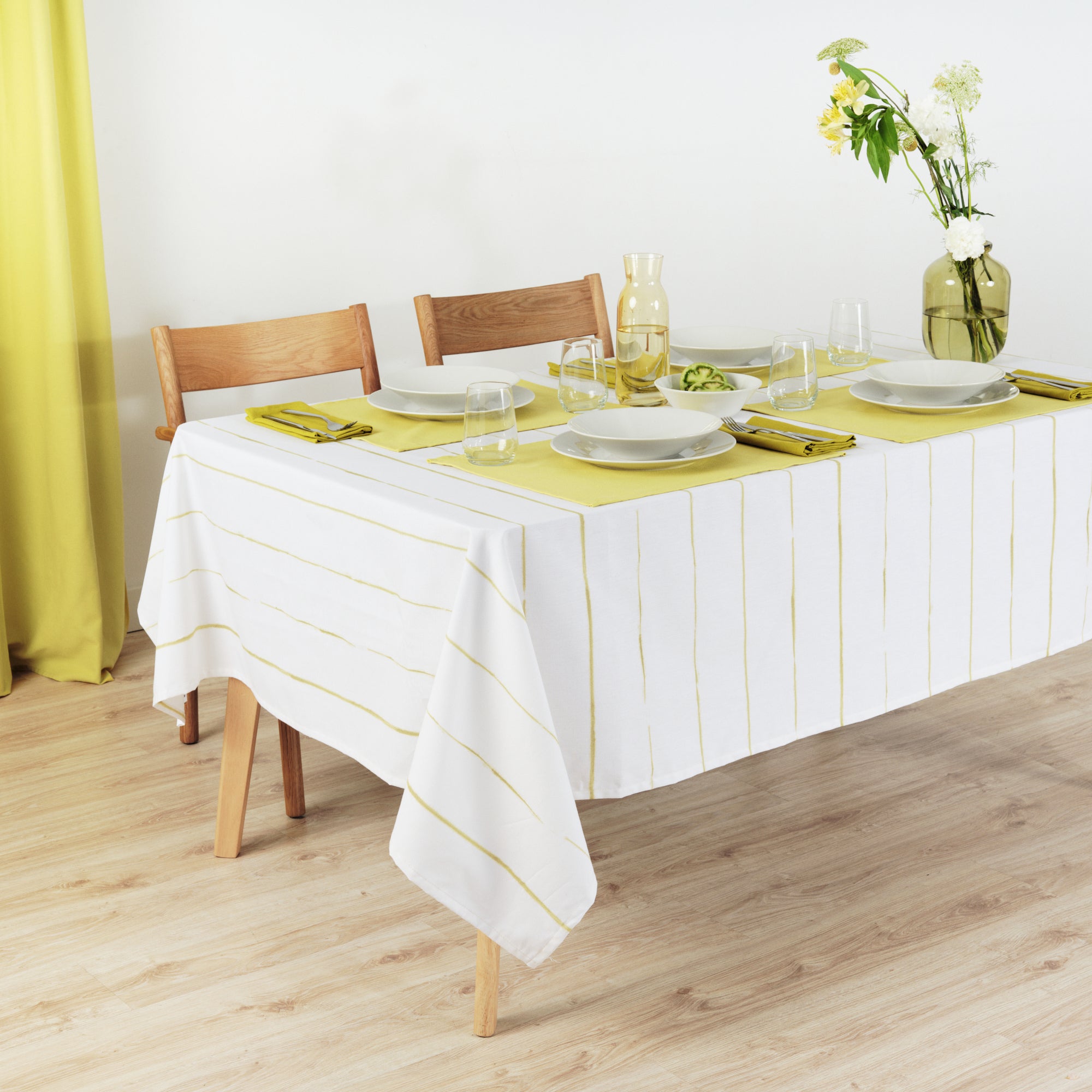Andover 15 100% cotton stain-resistant resin tablecloth