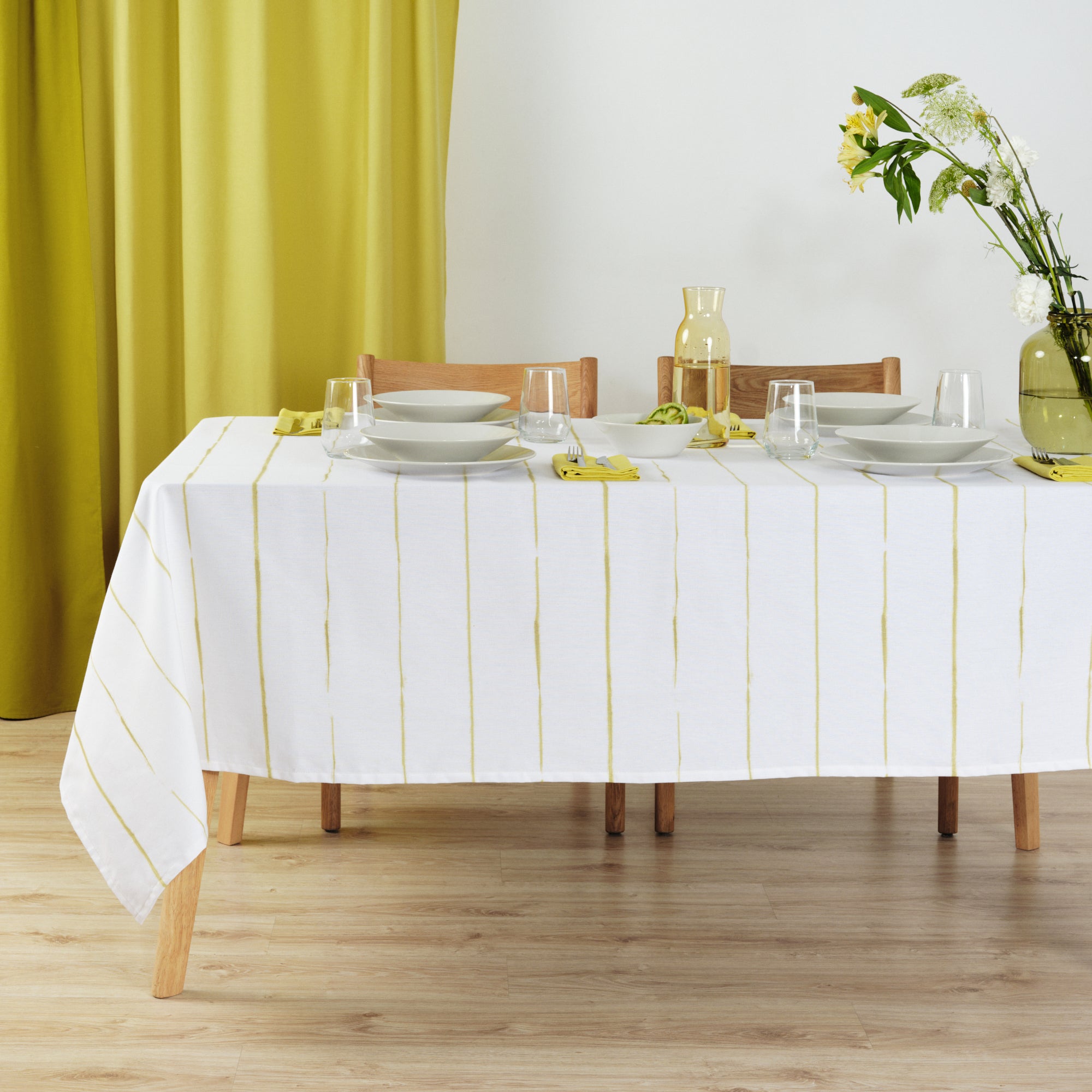 Andover 15 100% cotton stain-resistant resin tablecloth