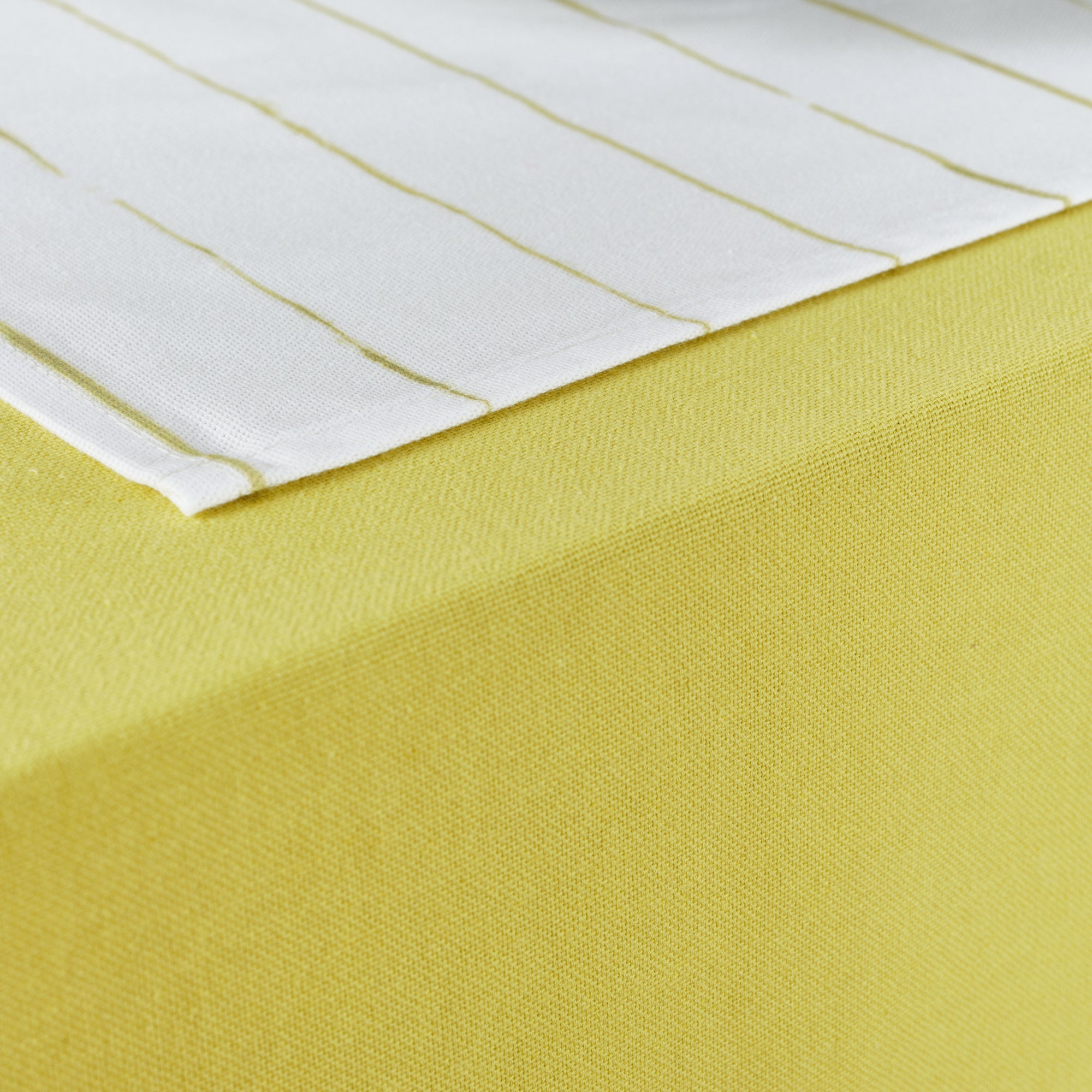 Paquet de 2 pièces. Set de table Andover 15 enduit de résine antitache