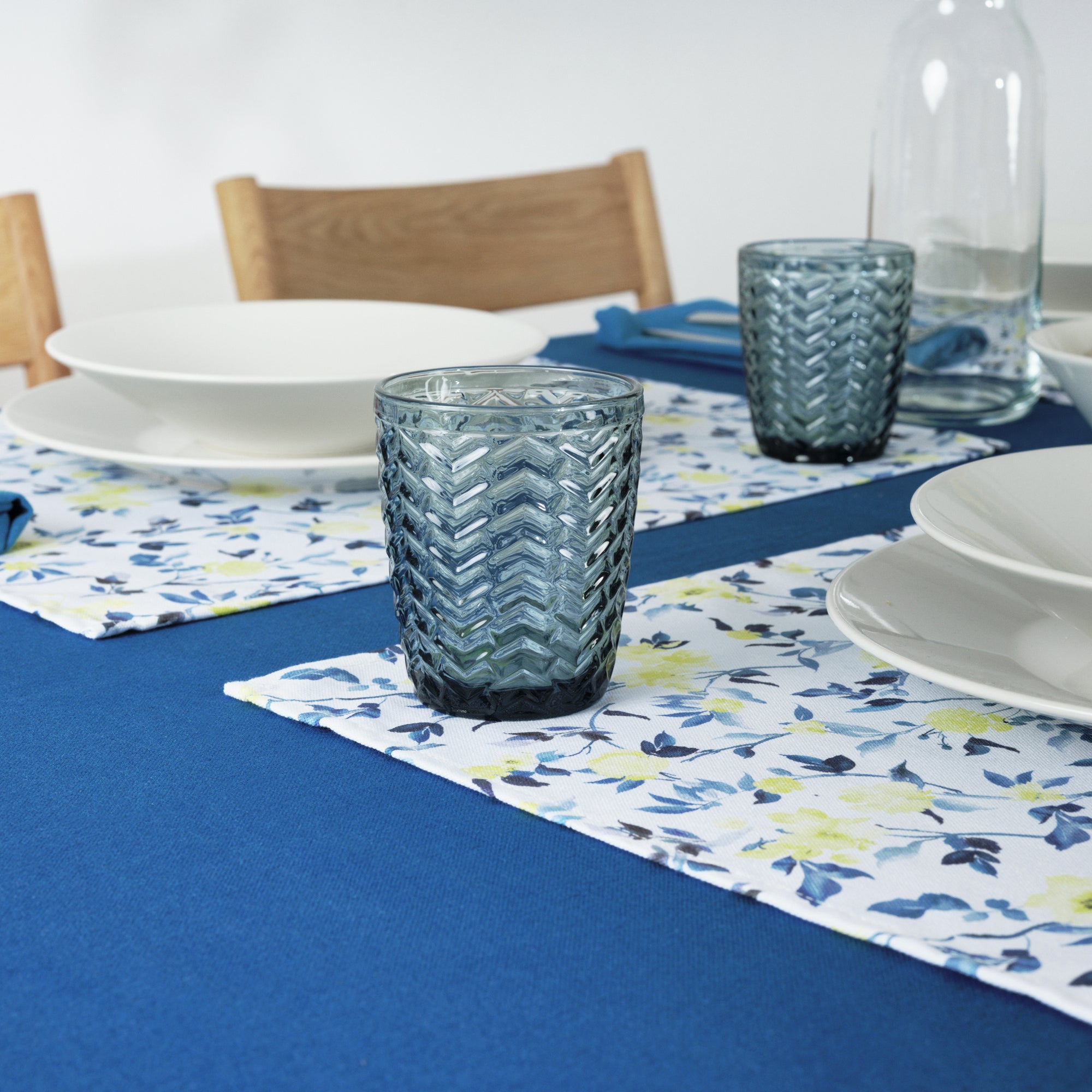Pack 2 pc. stain-resistant resin placemat Leeds Blue