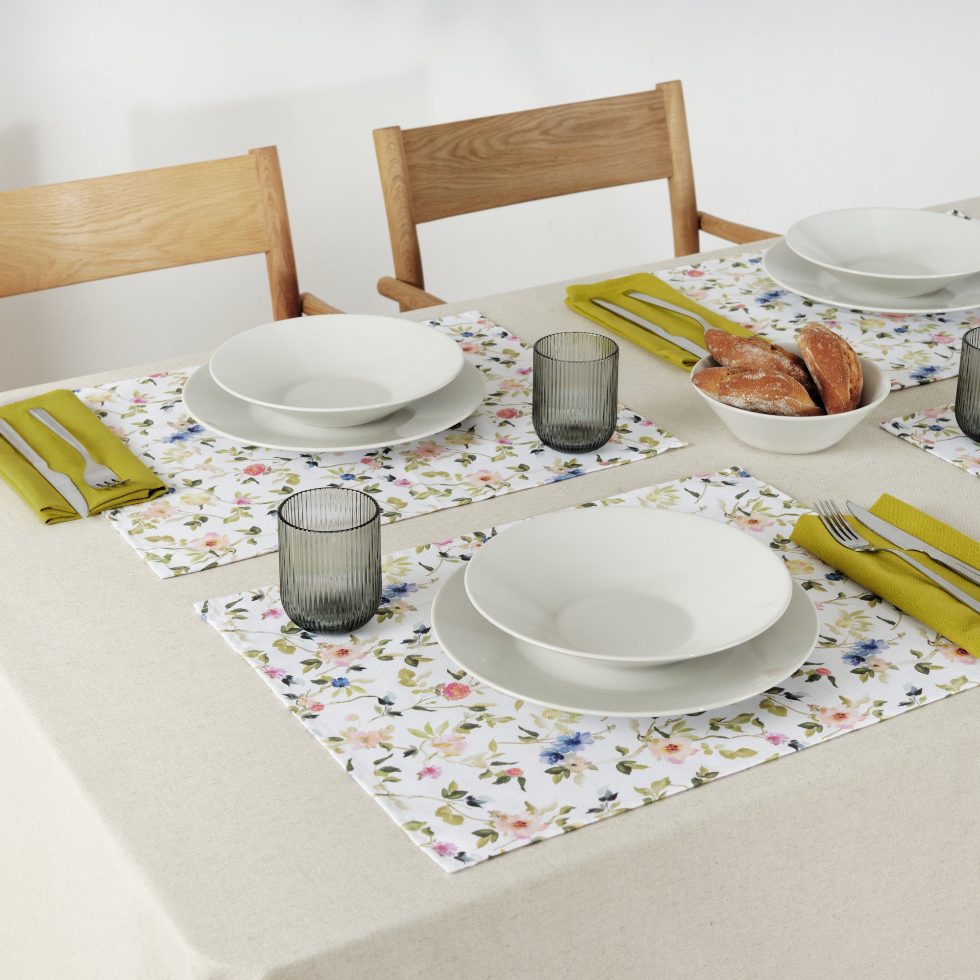 Paquet de 2 pièces. Set de table en résine antitache Leeds Green