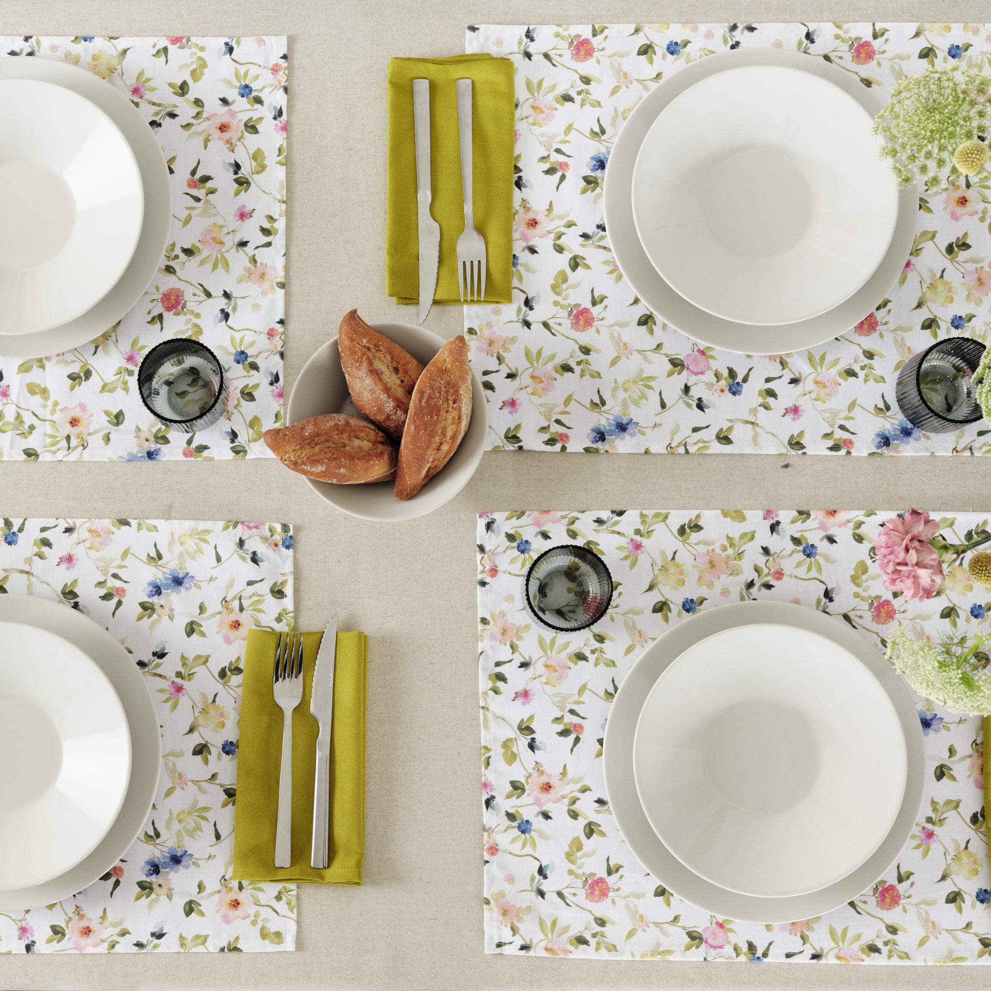 Paquet de 2 pièces. Set de table en résine antitache Leeds Green