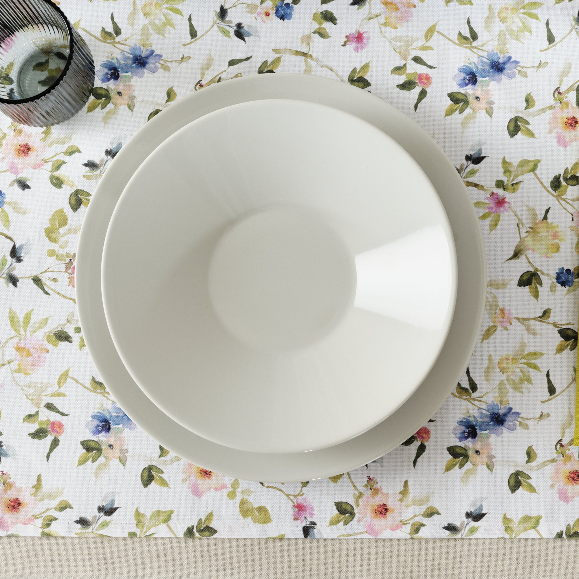 Paquet de 2 pièces. Set de table en résine antitache Leeds Green