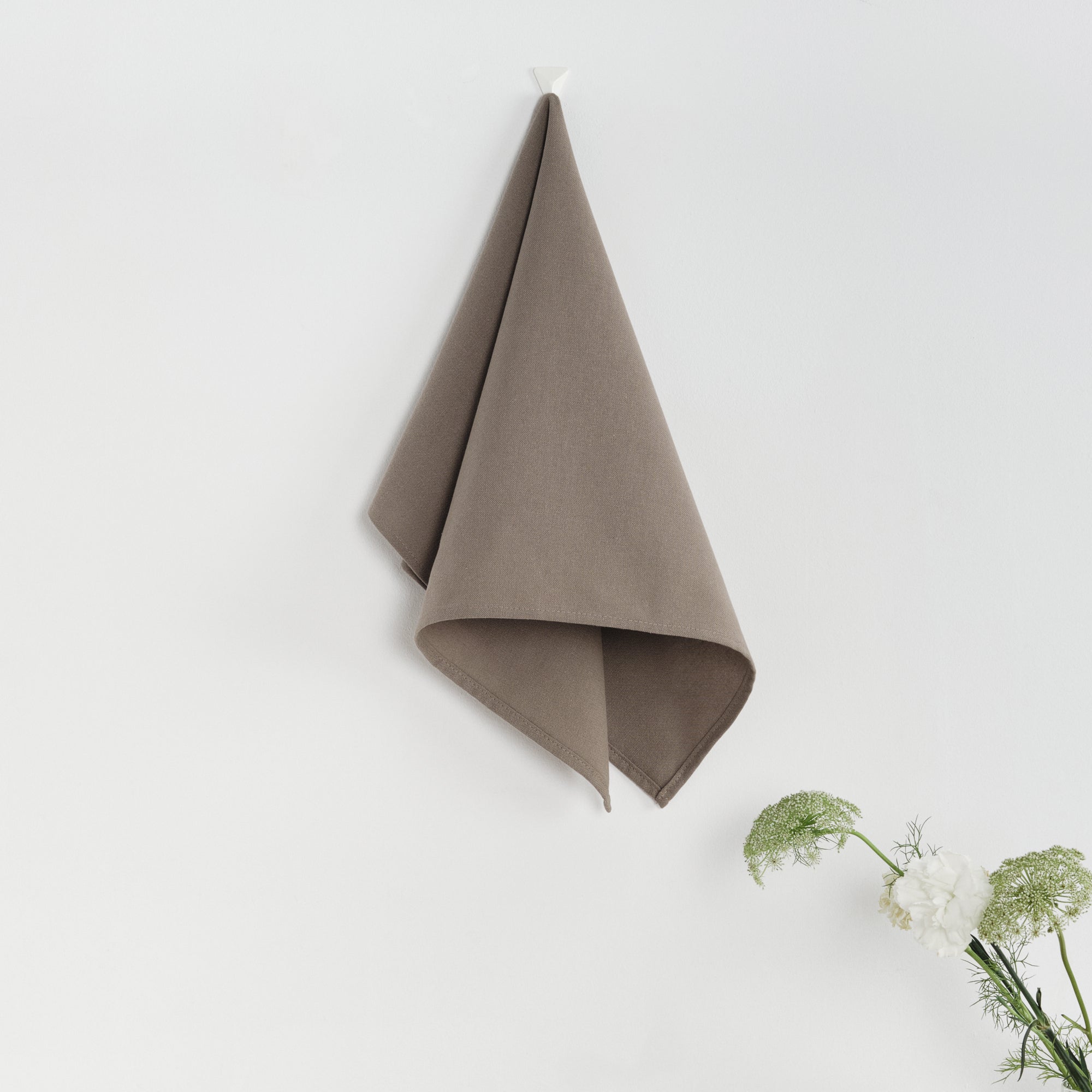 Pack of 2 plain kitchen cloths 100% linen Brown