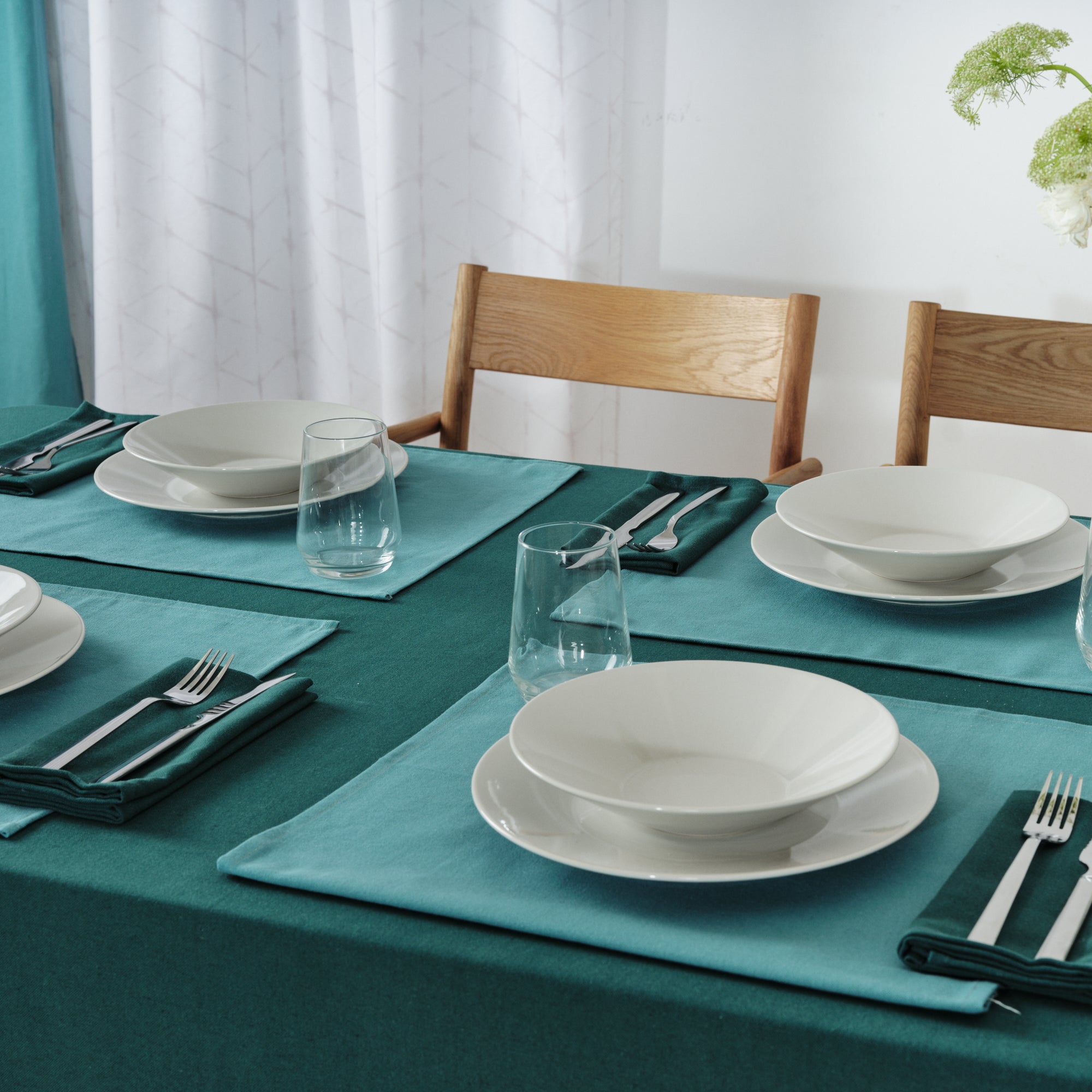 Paquet de 2 pièces. Set de table uni 100% lin Turquoise