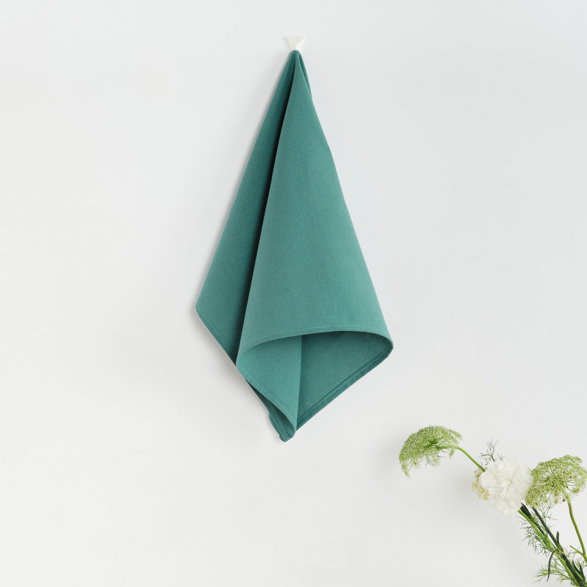 Pack of 2 plain kitchen cloths 100% Turquoise linen