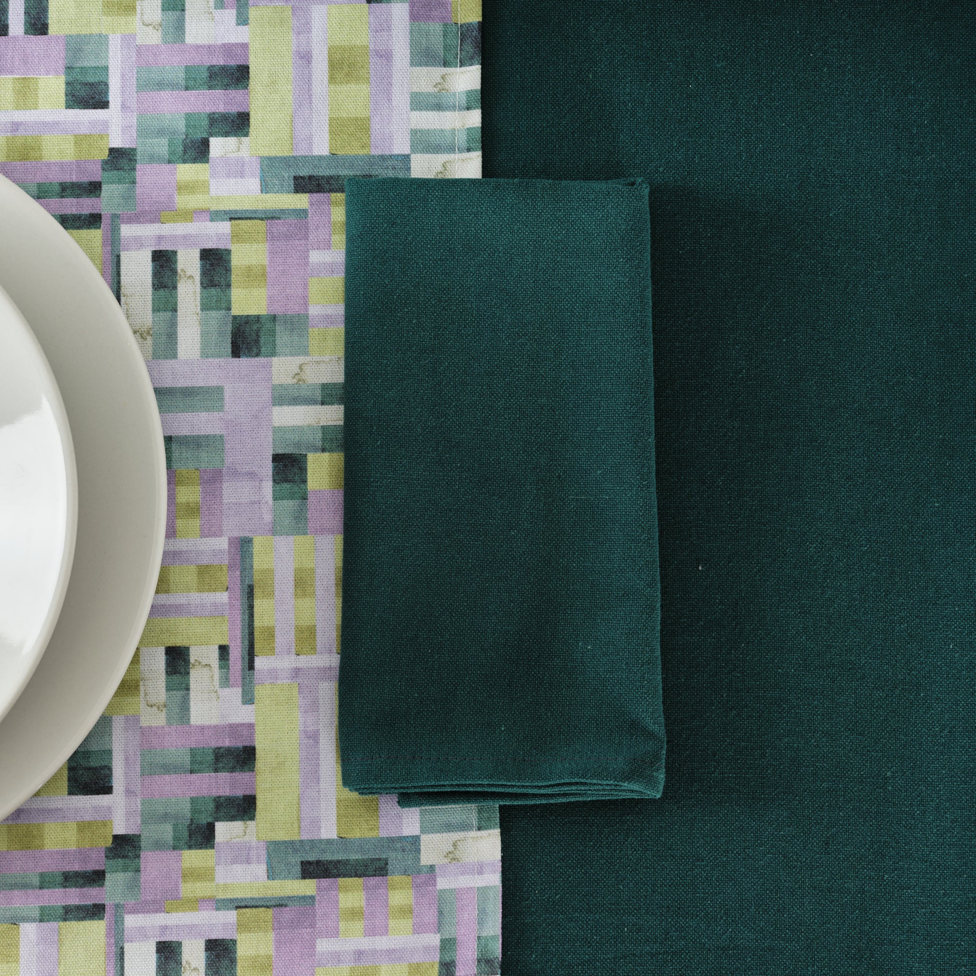 Pack of 2 plain napkins 100% linen Esmeralda