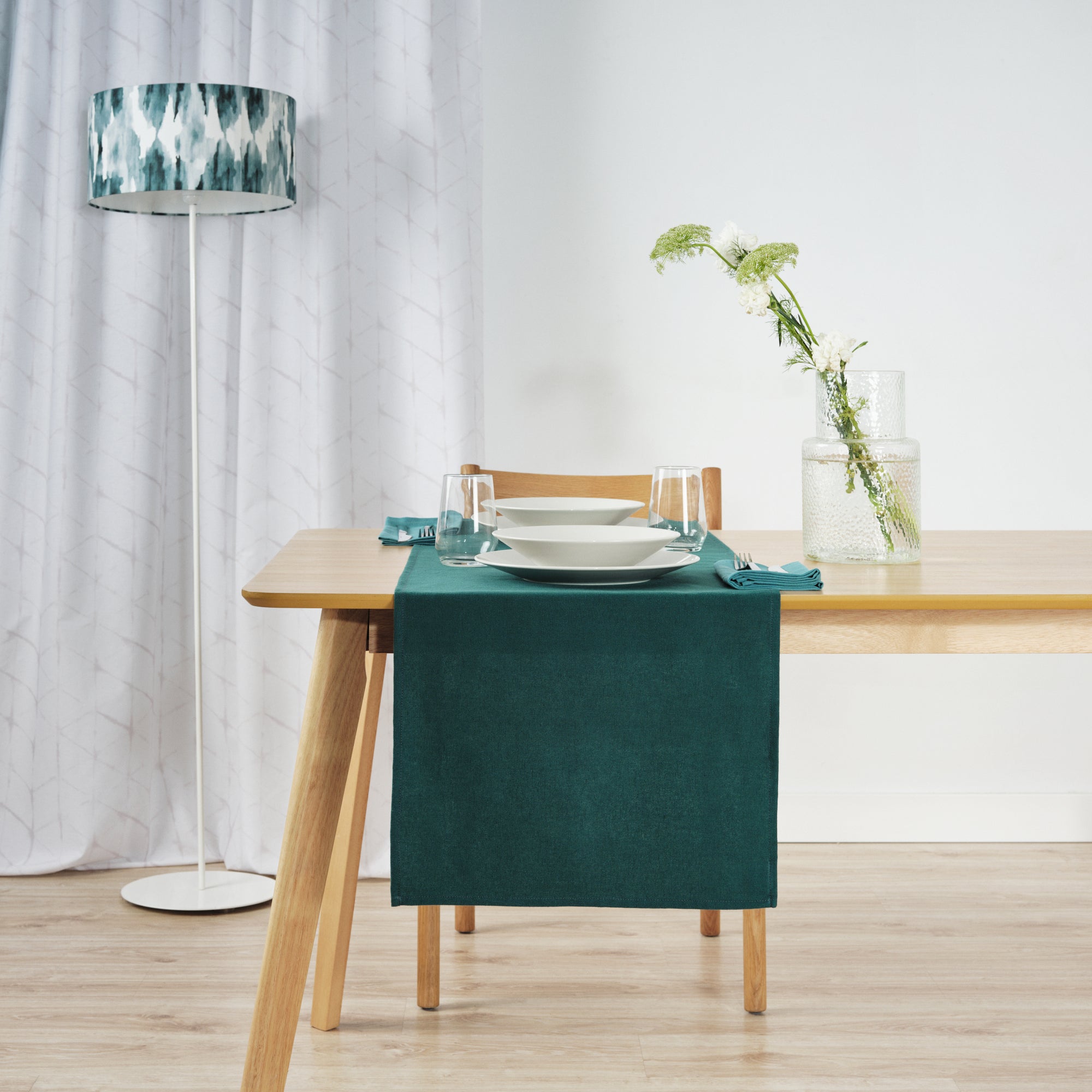 Chemin de table uni 100% lin Emeraude