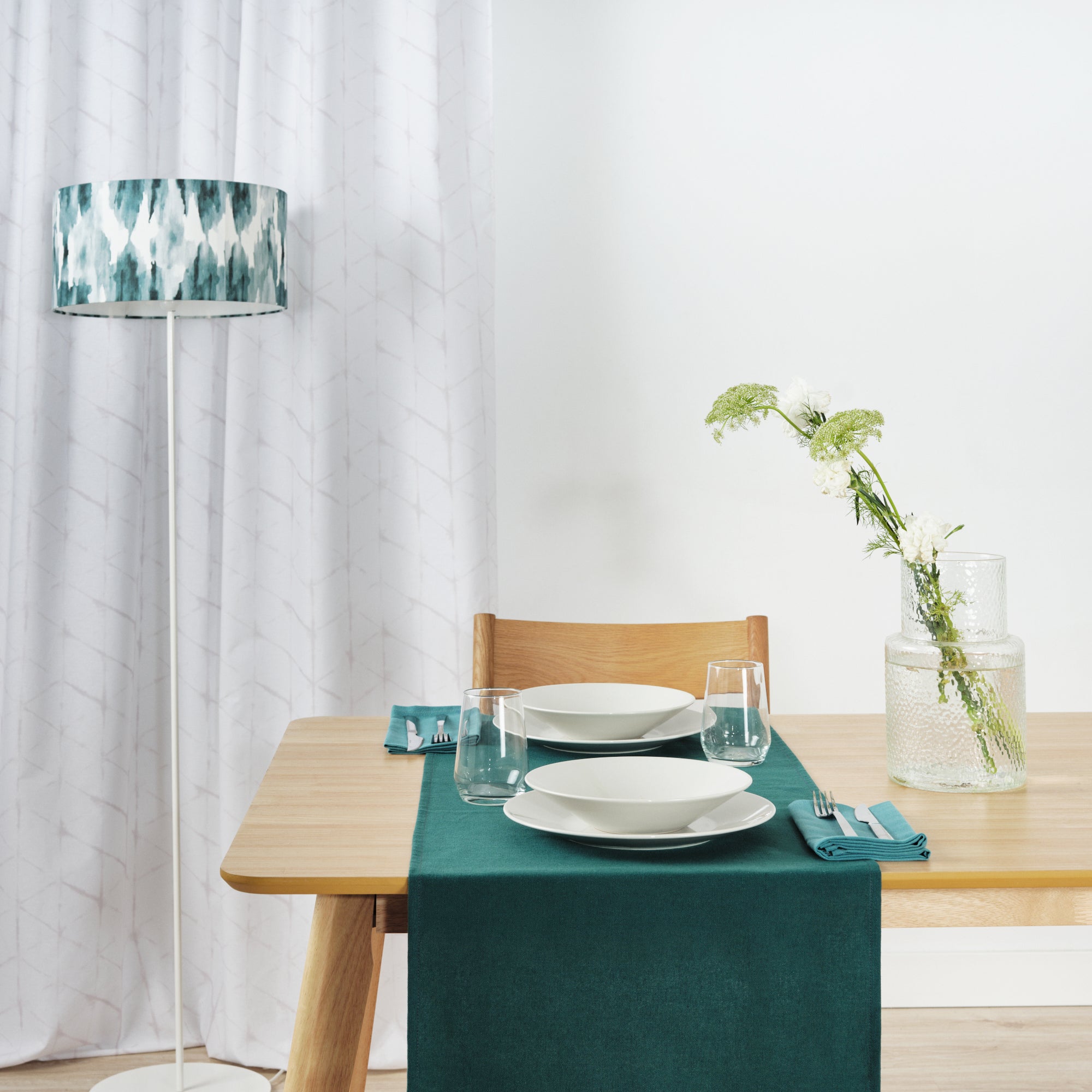 Chemin de table uni 100% lin Emeraude