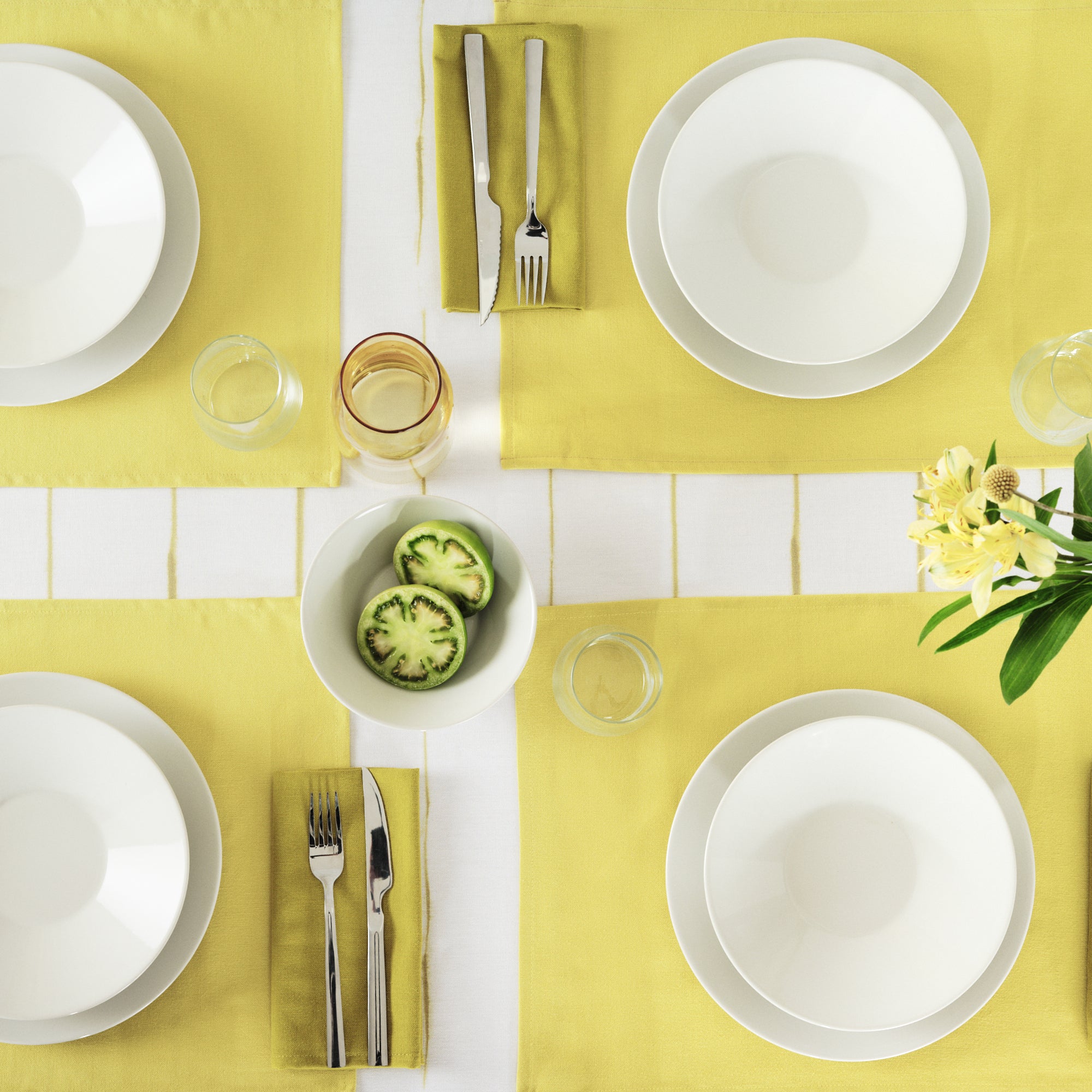 Paquet de 2 pièces. Set de table uni 100% lin Vert Clair