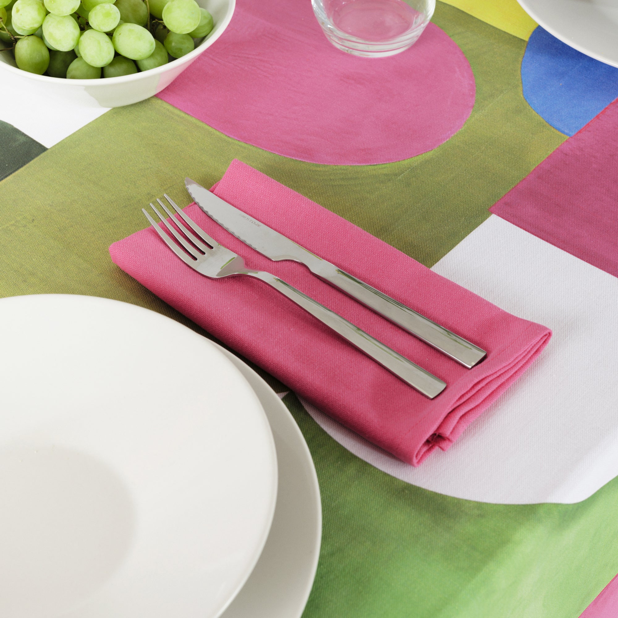 Pack of 2 plain napkins 100% Fuchsia linen