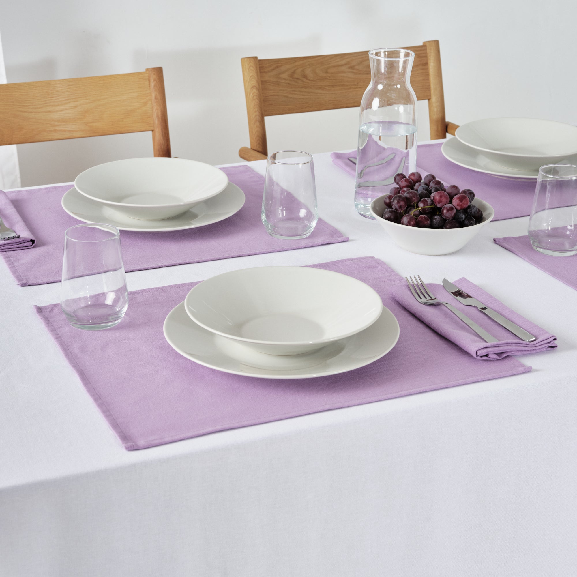 Paquet de 2 pièces. Set de table uni 100% lin Lilas