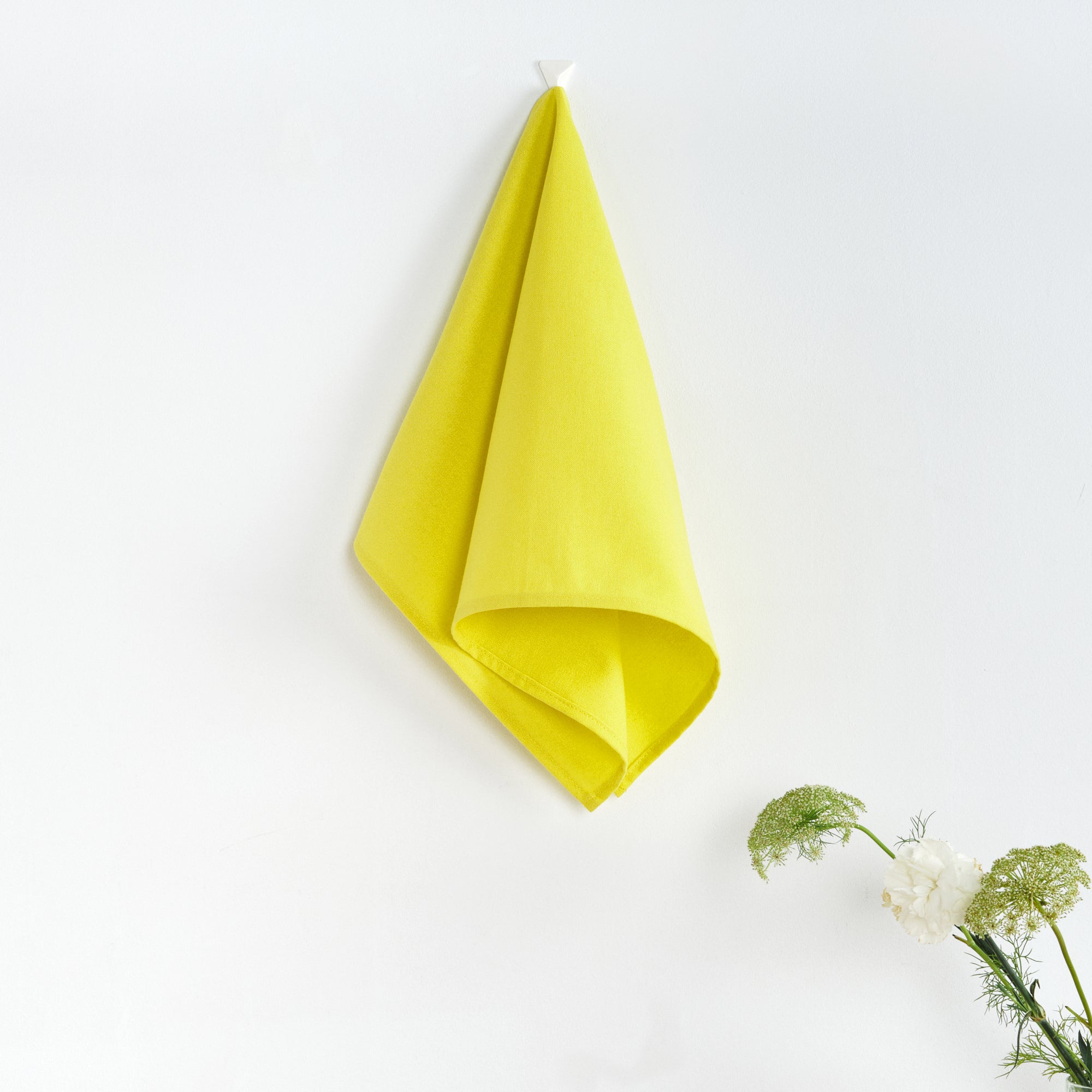 Pack of 2 plain kitchen cloths 100% linen yellow