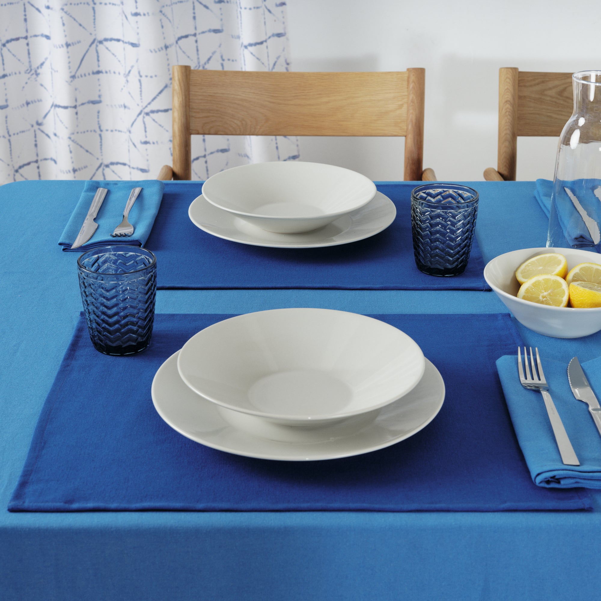 Paquet de 2 pièces. Set de table uni 100% Lin Bleu Cobalt