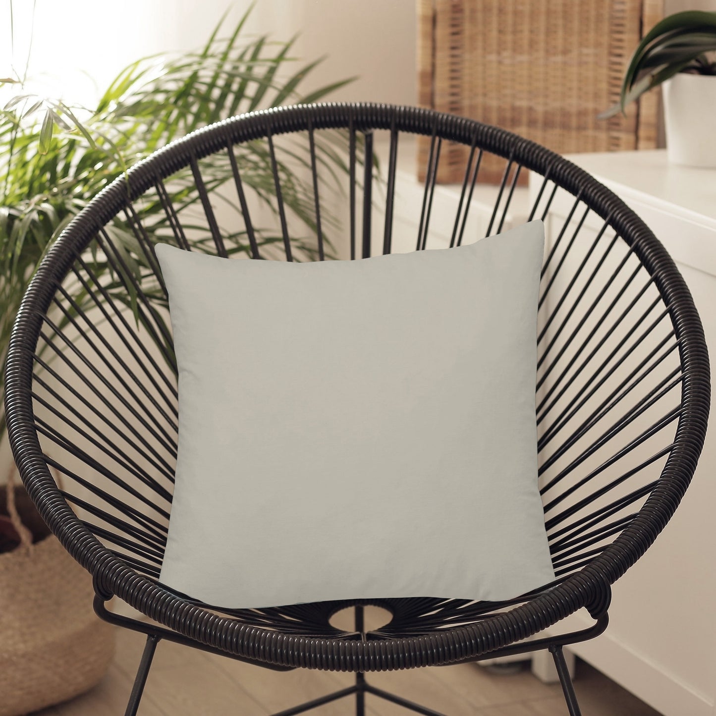 Indoor and outdoor stain-resistant cushion with stain-resistant filling Levante 101 50x50 cm